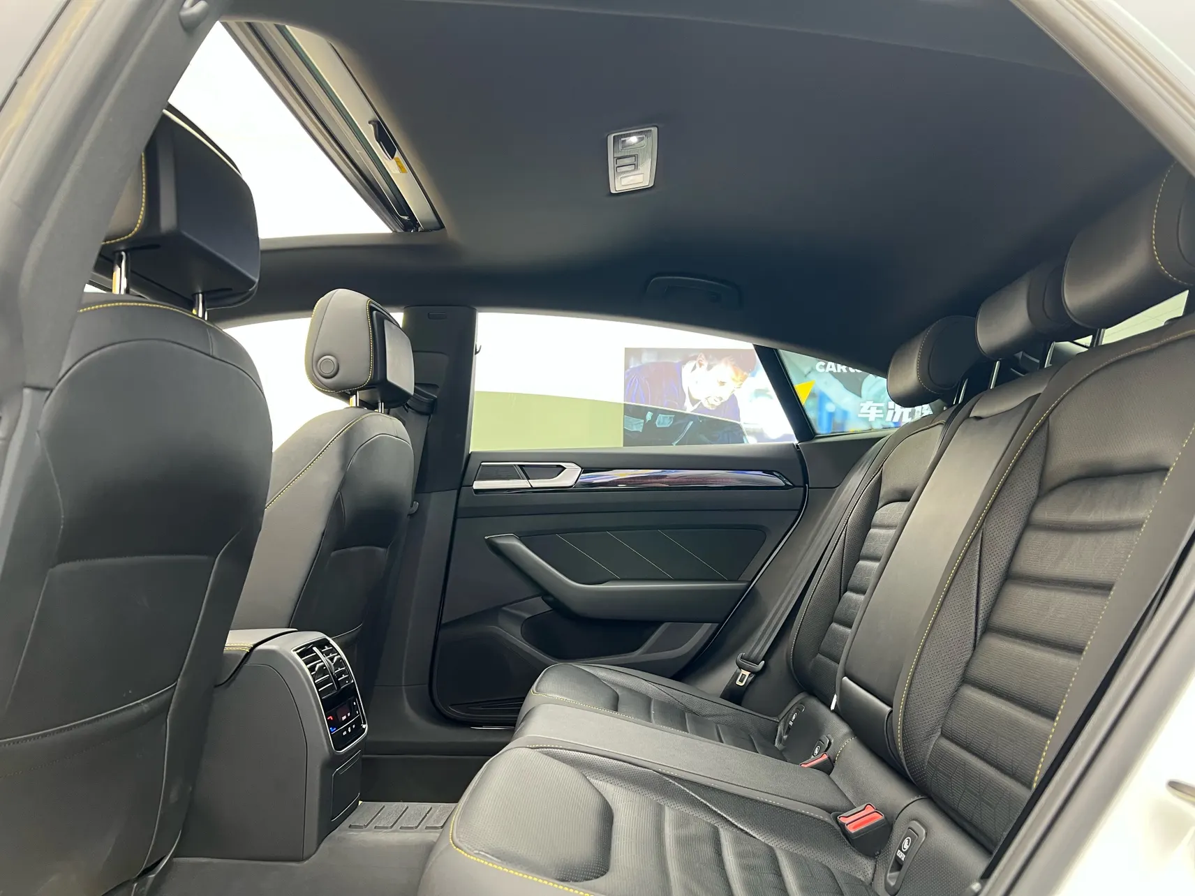 Volkswagen CC, 2024 19