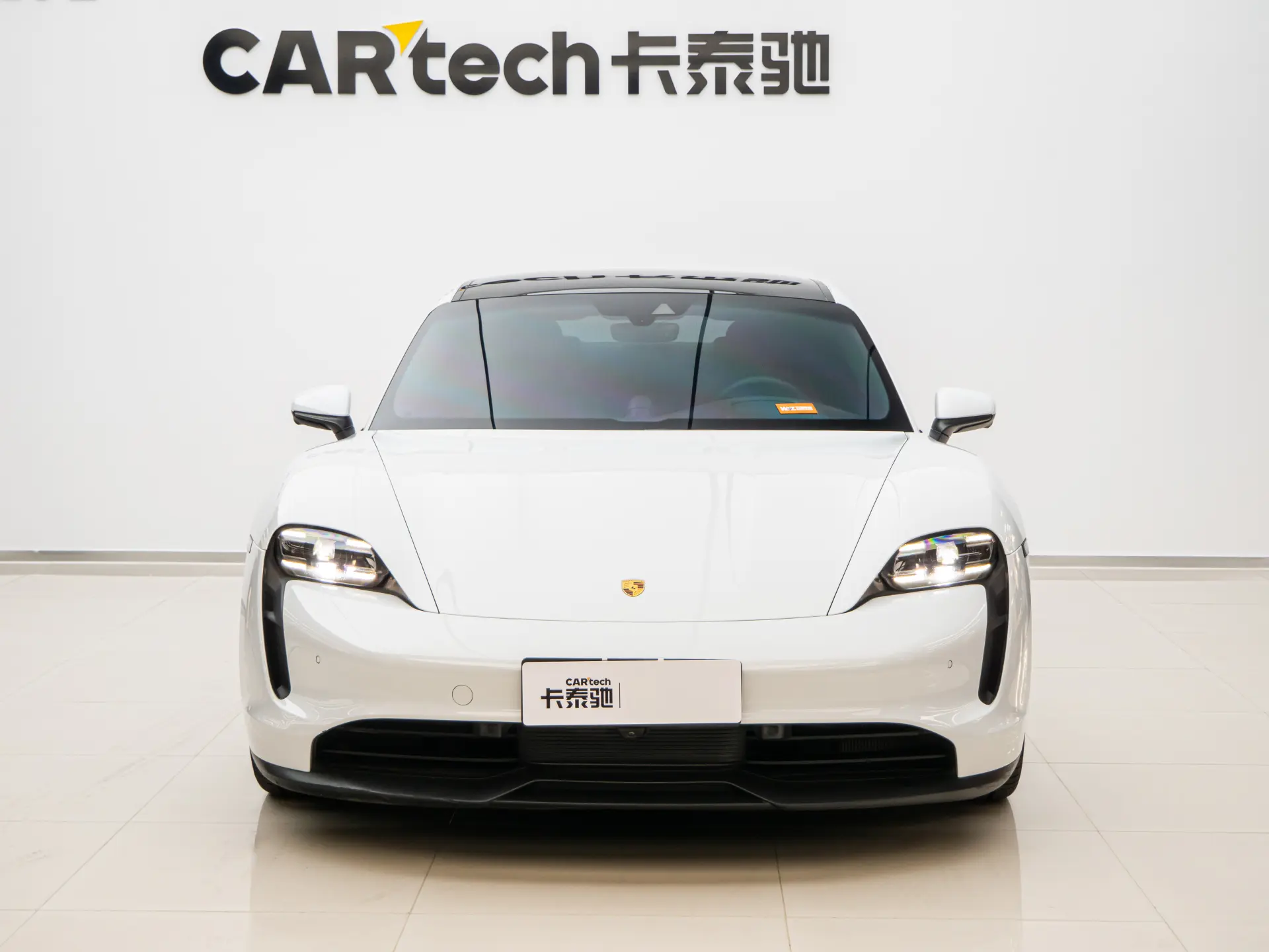 Porsche Taycan, 2024 2