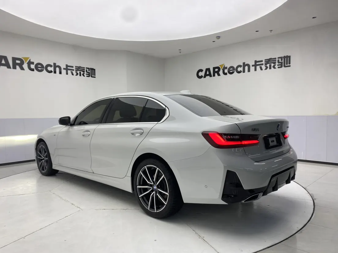BMW 325Li, 2025 7