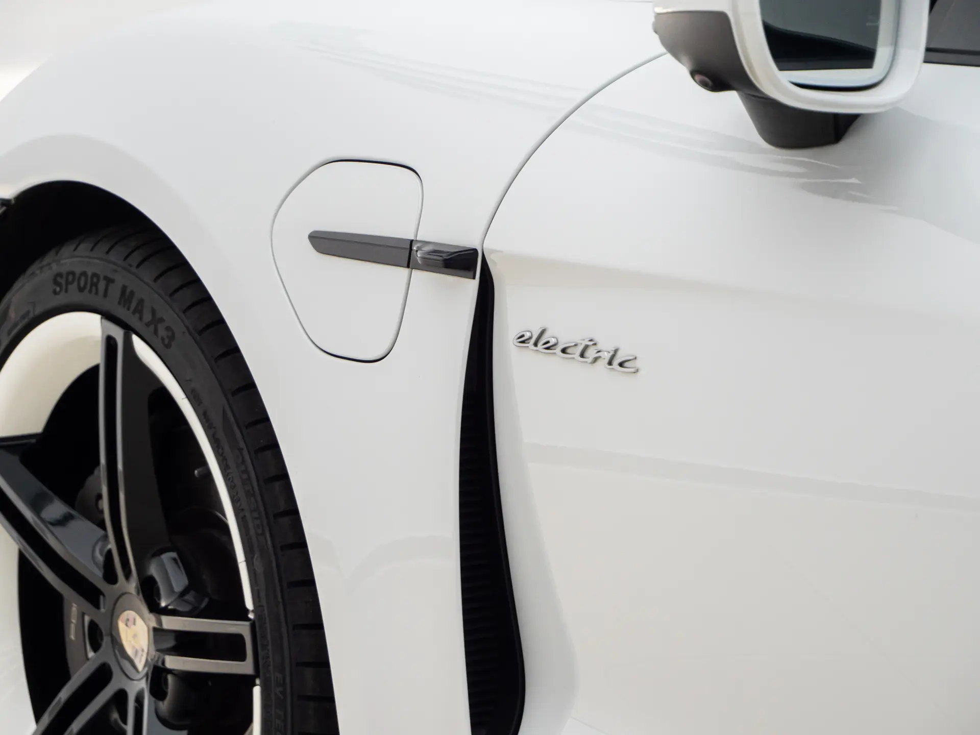 Porsche Taycan, 2024 8