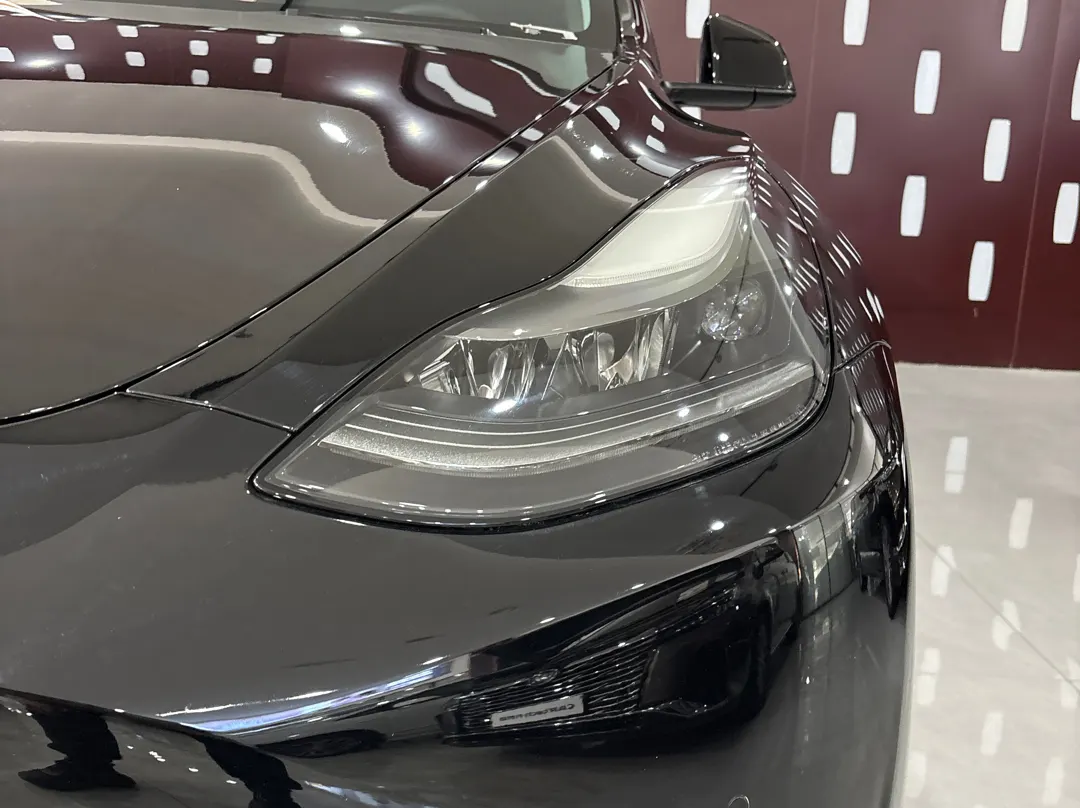 Tesla Model Y, 2021 10