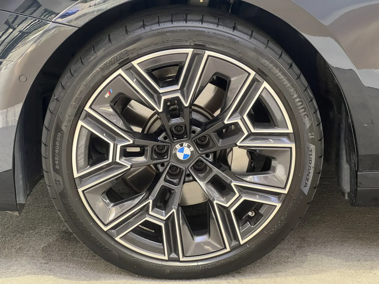 BMW 530Li, 2025 10
