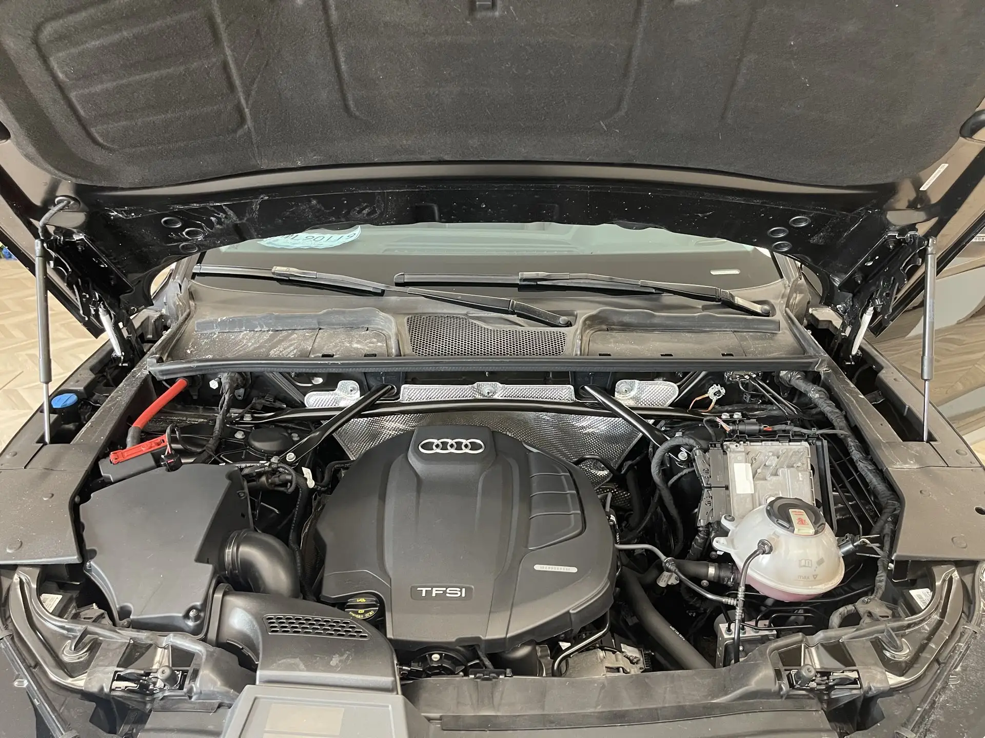 Audi Q5L 45 TFSI, 2021 11
