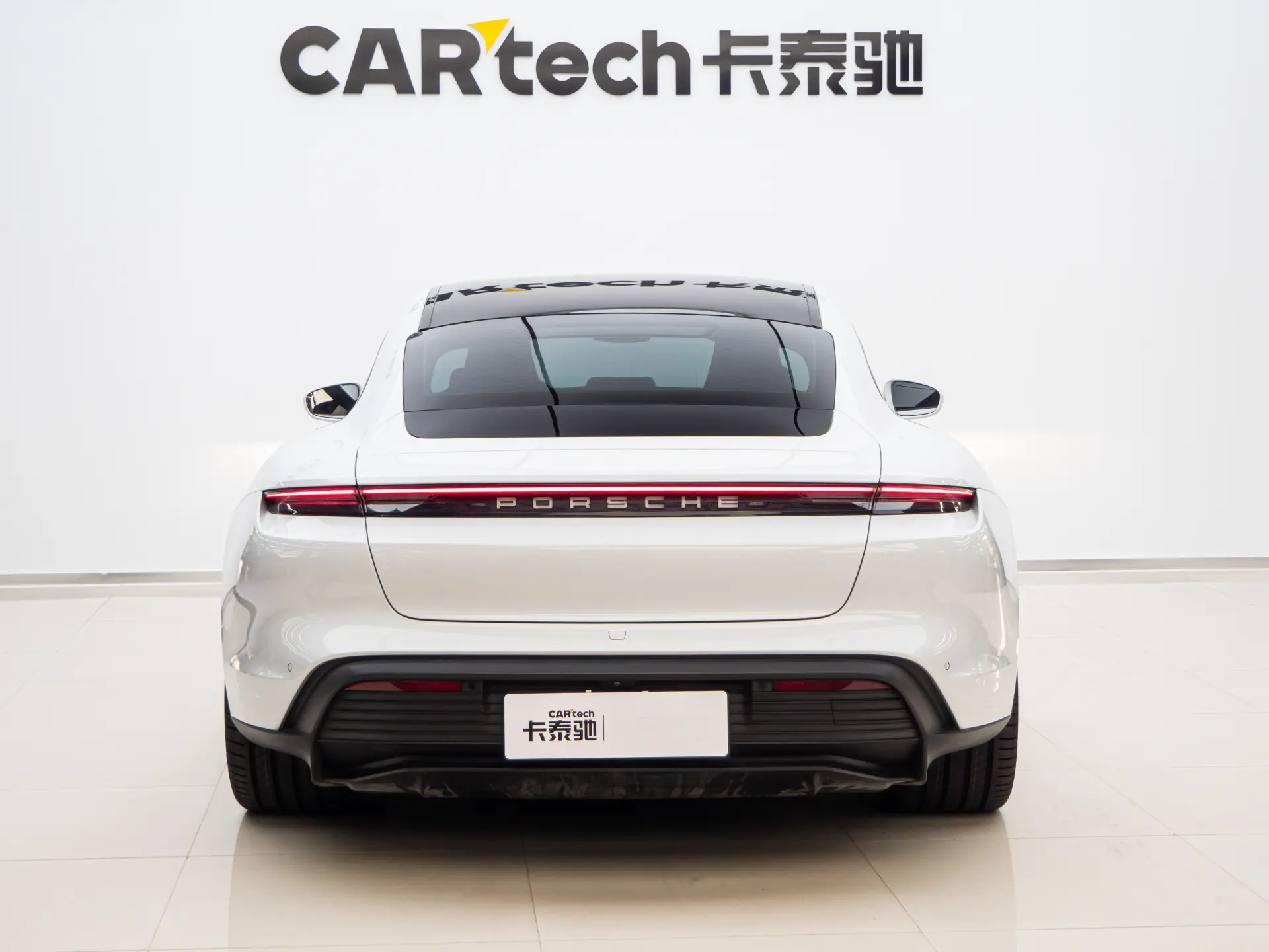 Porsche Taycan, 2024 все фото