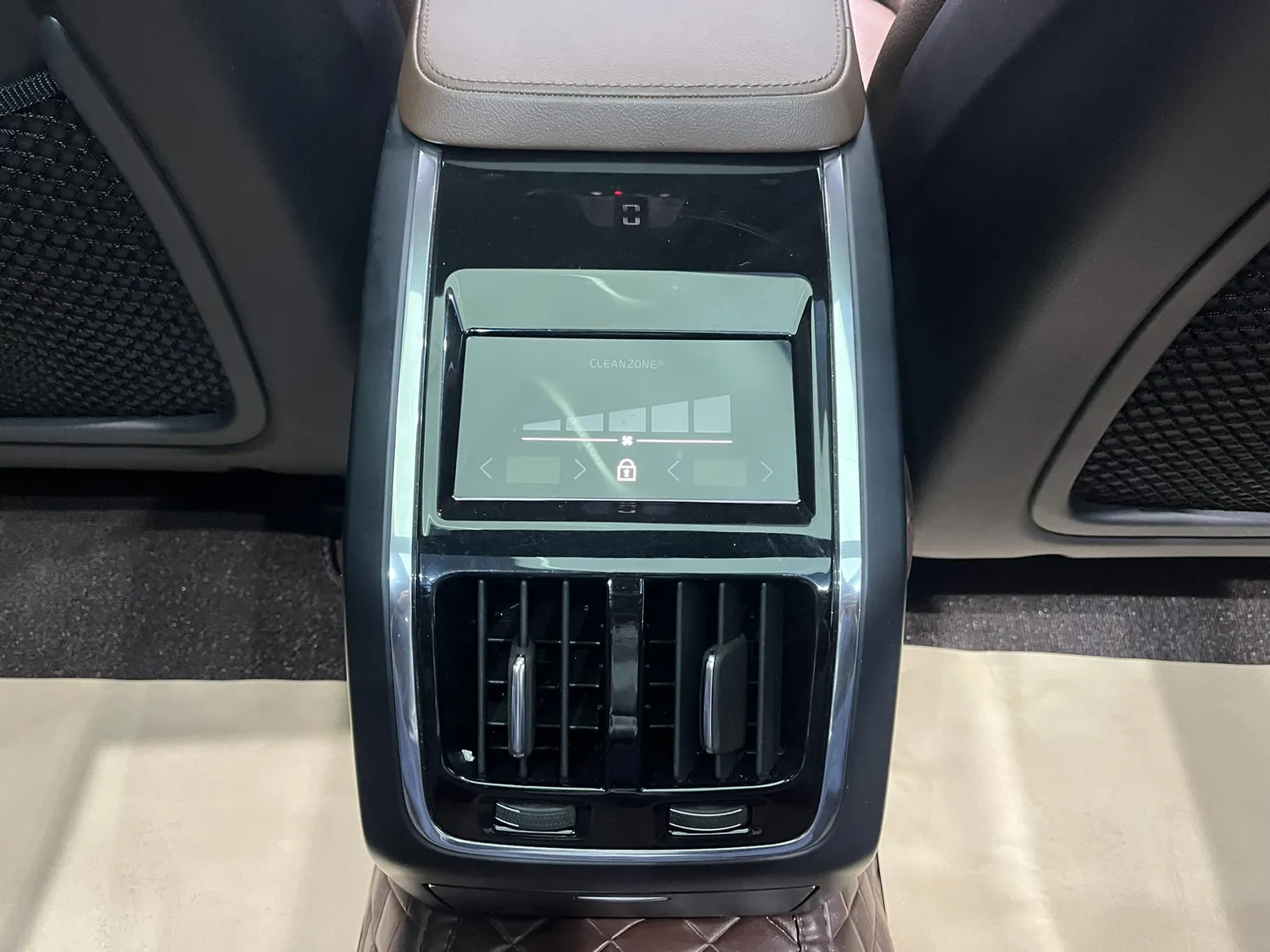 Volvo S90, 2024 21