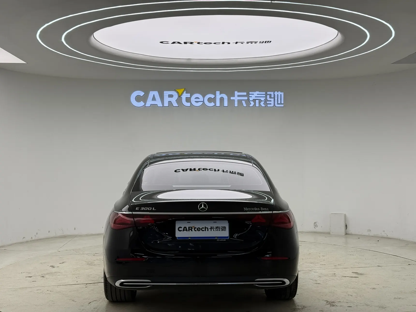 Mercedes-Benz E 300 L, 2025 6