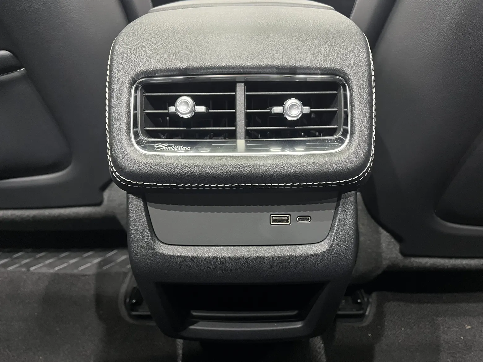 Cadillac XT5, 2025 18