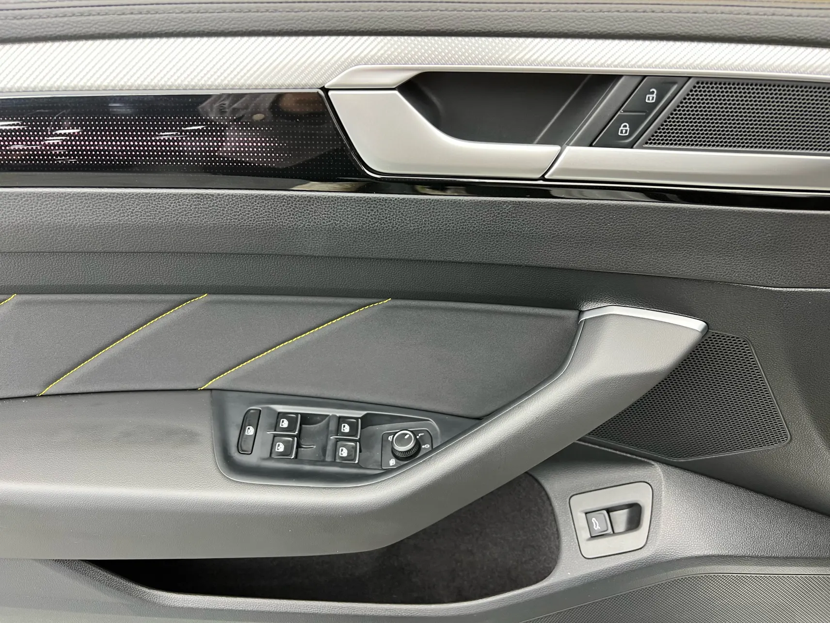 Volkswagen CC, 2024 16