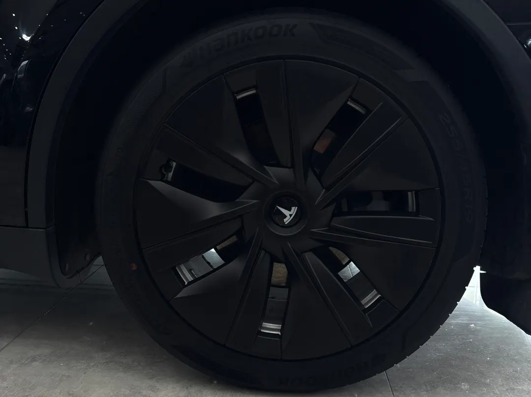 Tesla Model Y, 2022 12