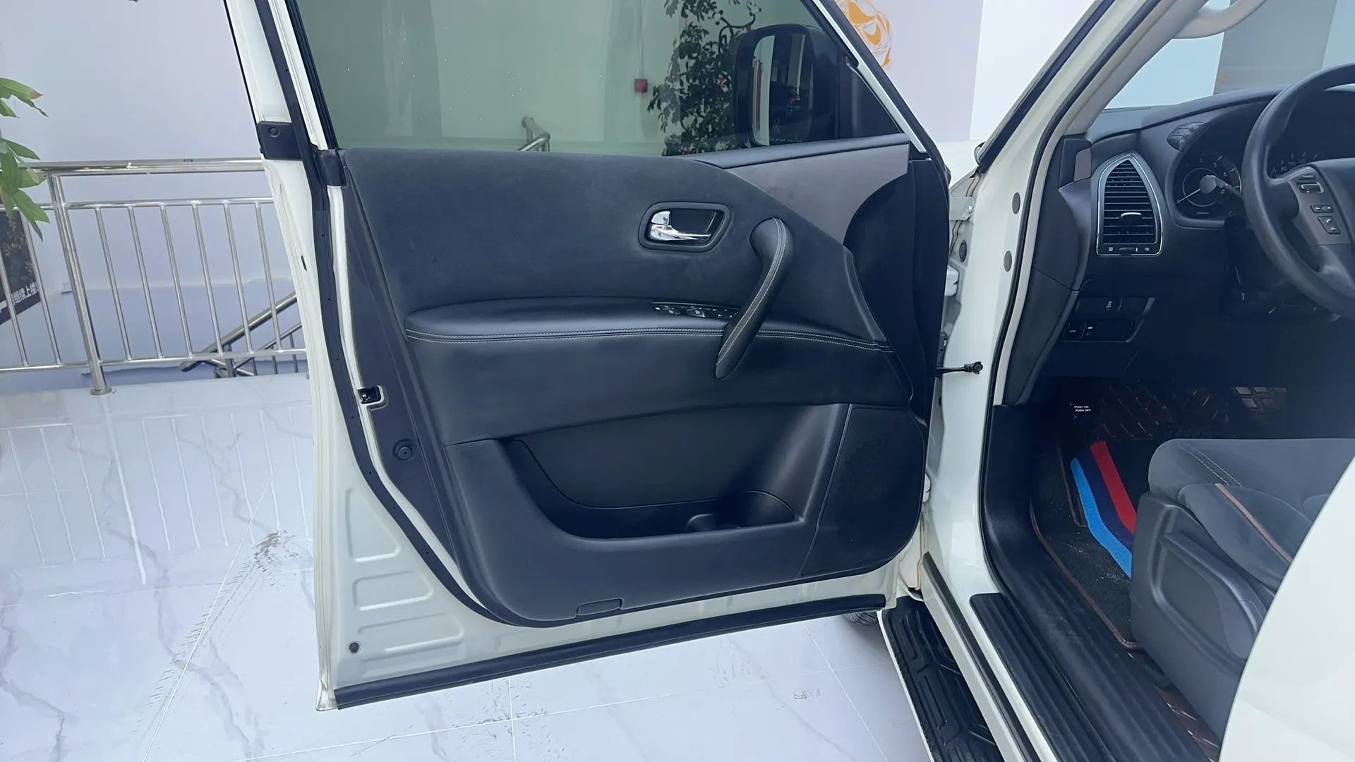 Nissan Patrol, 2019 9