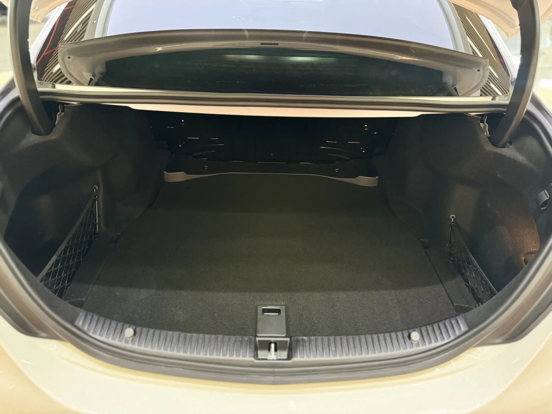 Mercedes-Benz C 260 L, 2020 13