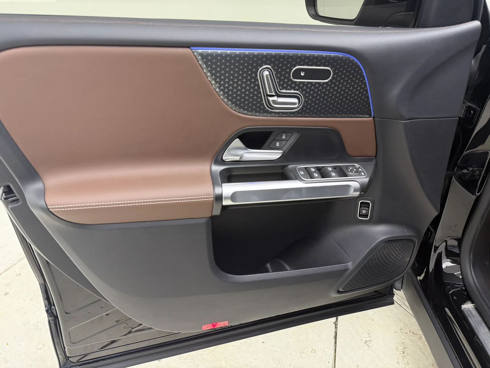 Mercedes-Benz GLB, 2024 19