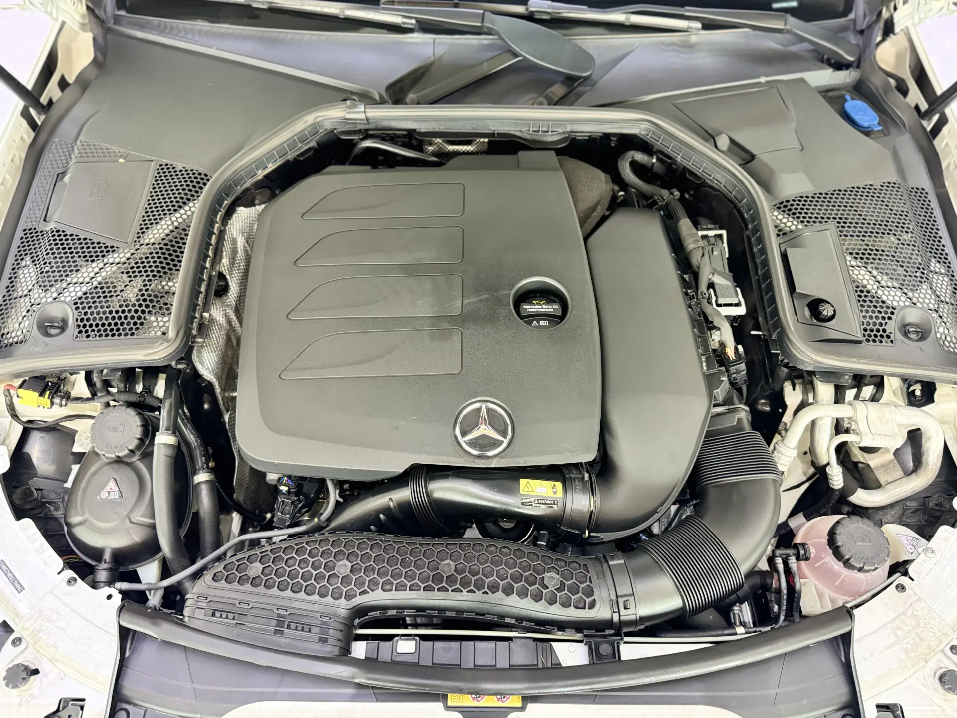 Mercedes-Benz C 260 L, 2020 12