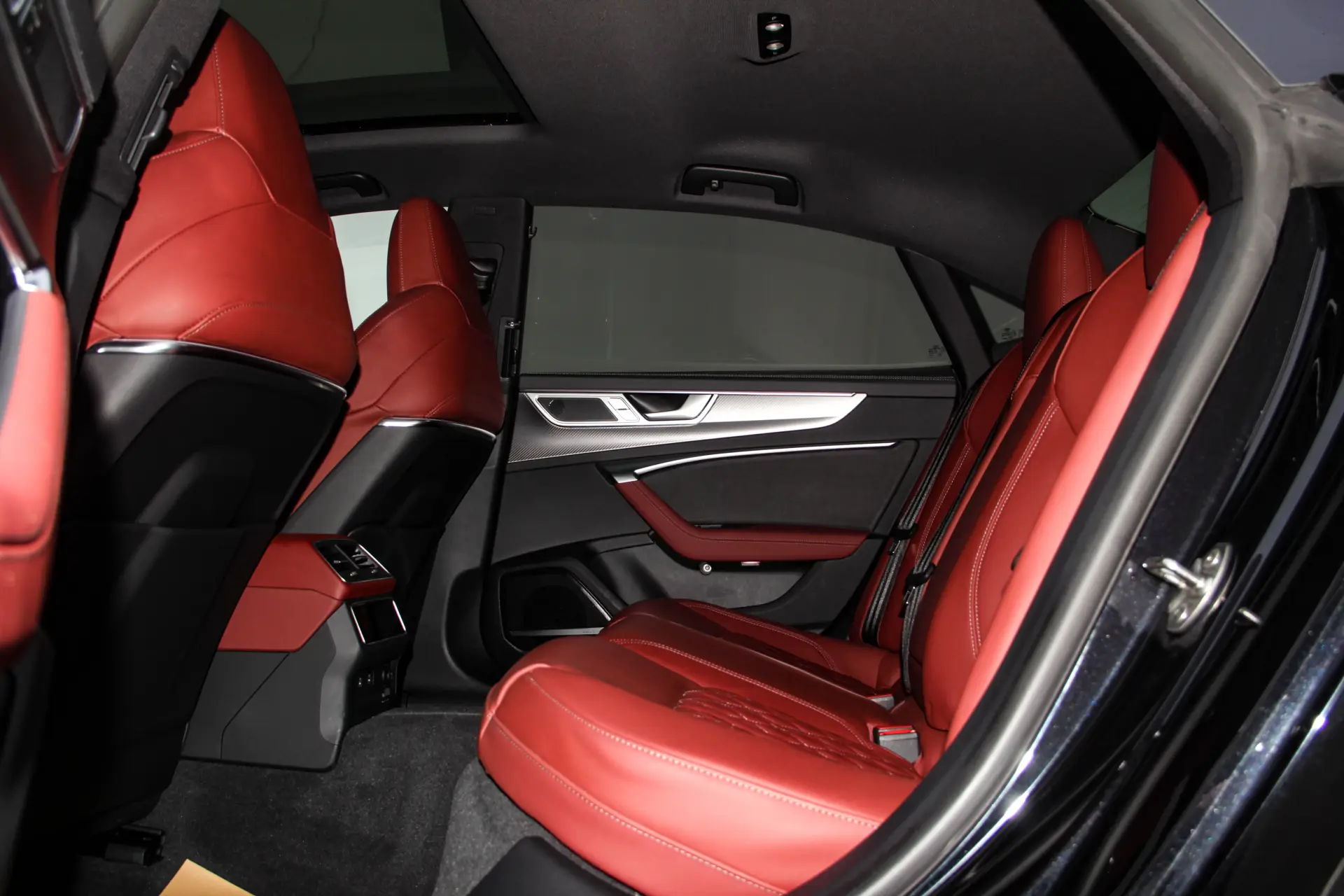Audi A7L 45 TFSI, 2025 23