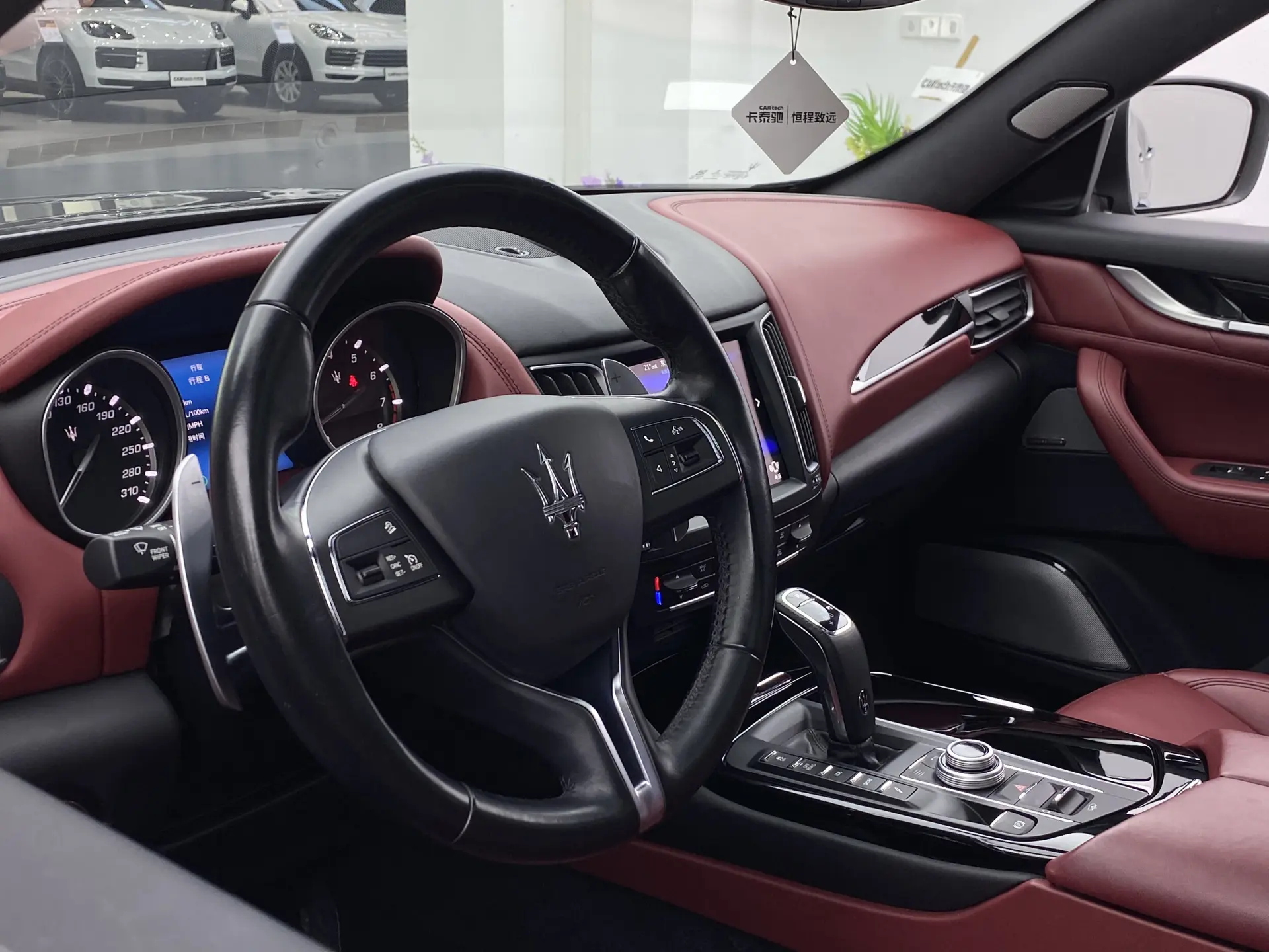 Maserati Levante, 2021 28