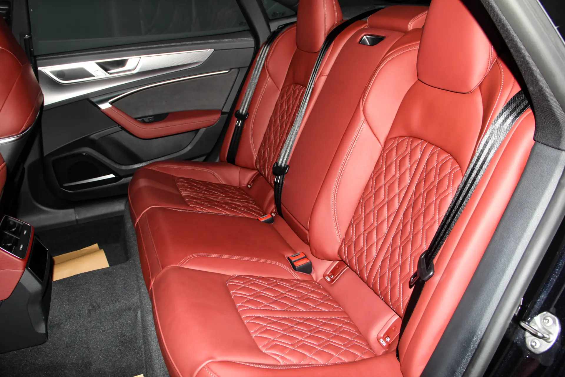 Audi A7L 45 TFSI, 2025 19