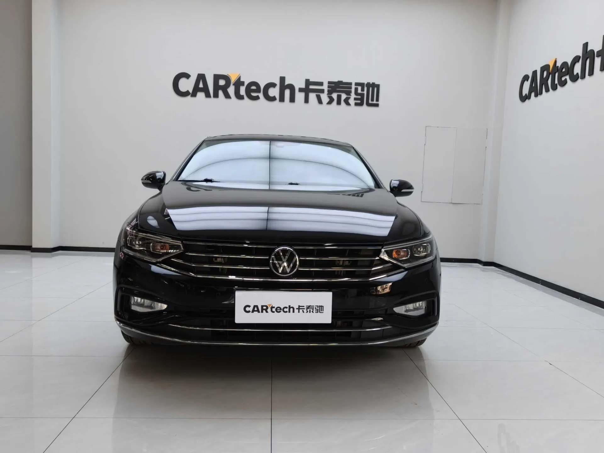 Volkswagen Magotan, 2022 3