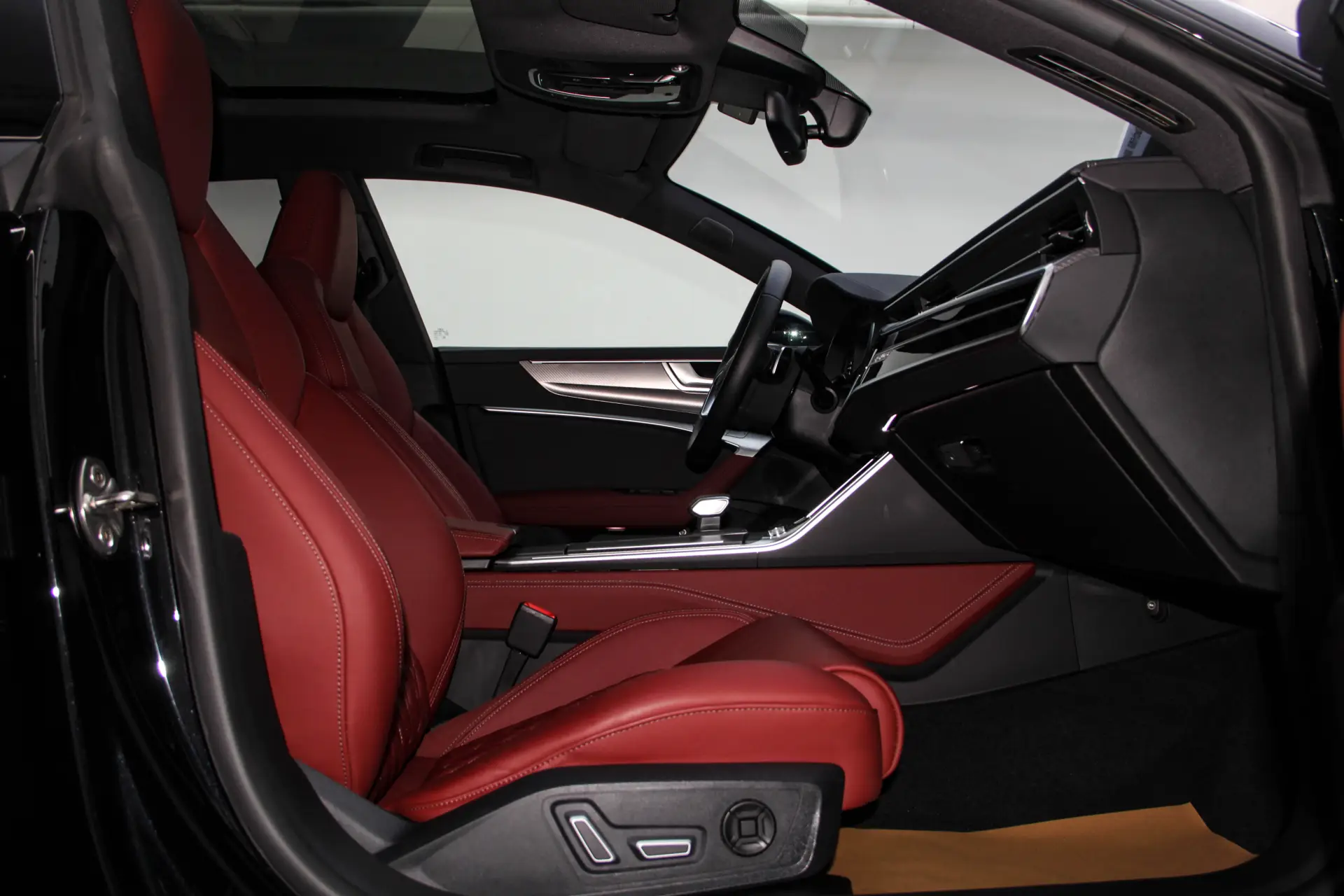 Audi A7L 45 TFSI, 2025 18