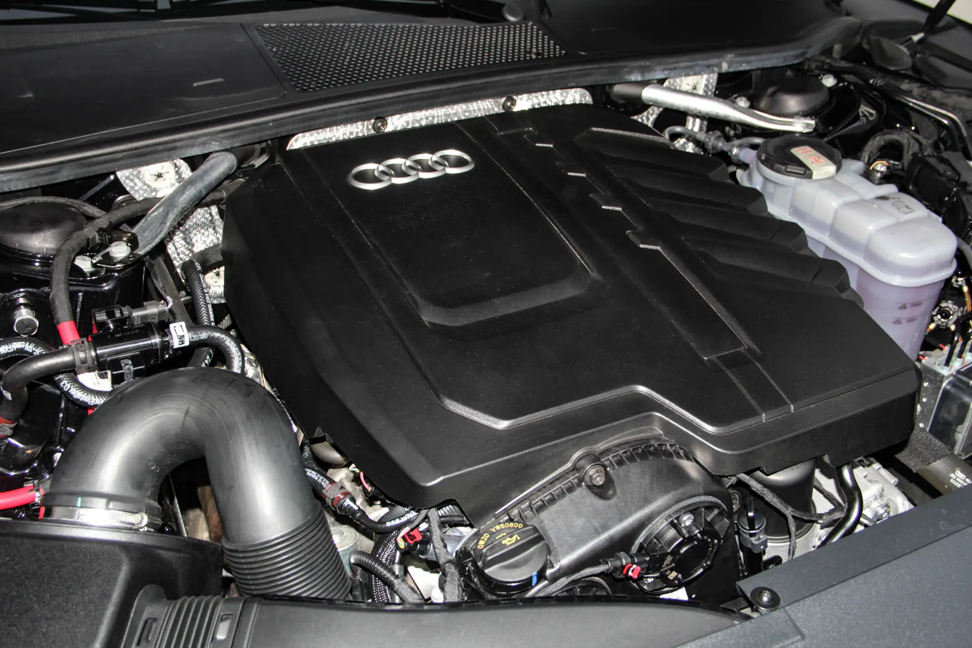 Audi A7L 45 TFSI, 2025 12