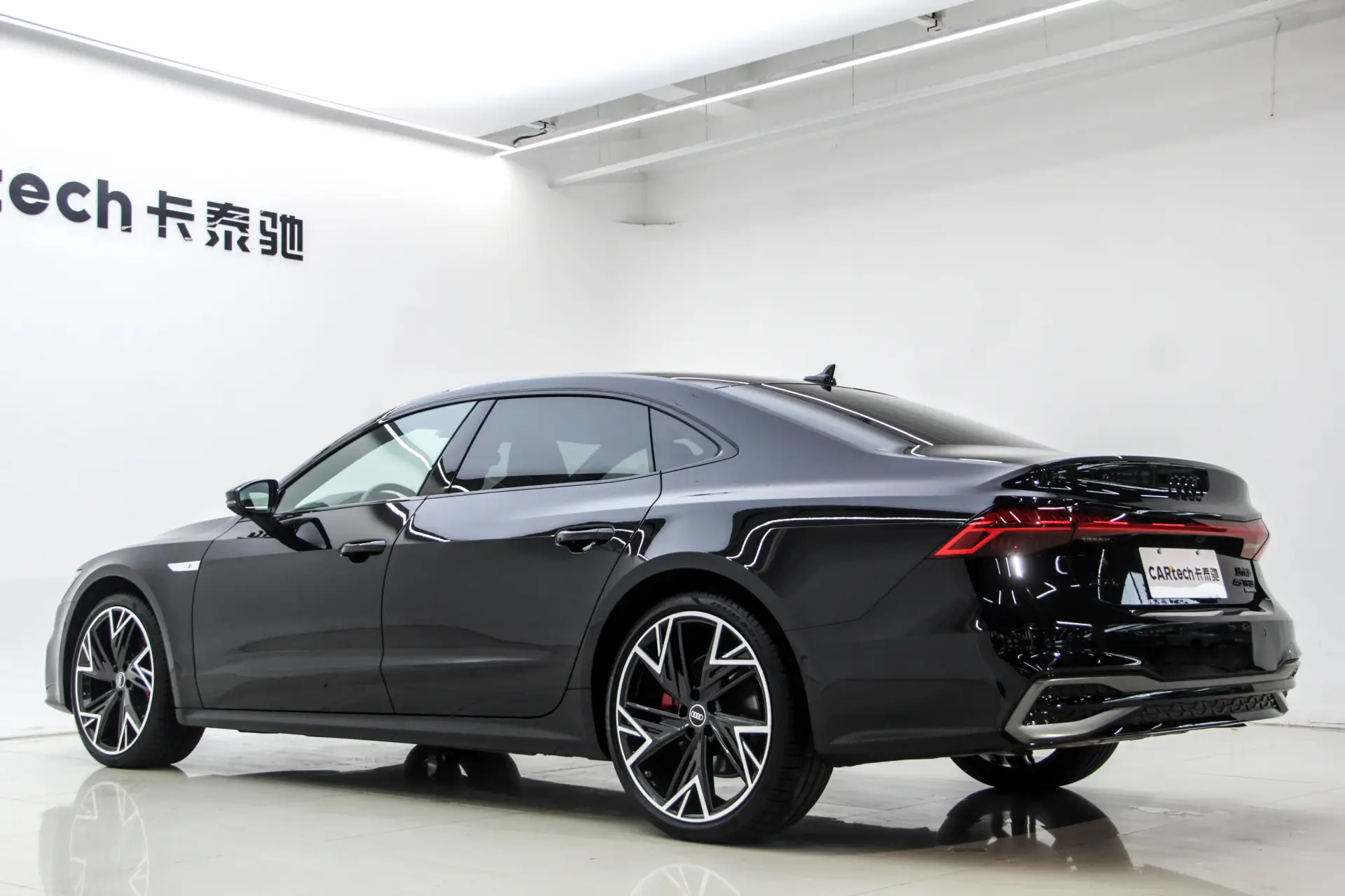 Audi A7L 45 TFSI, 2025 7
