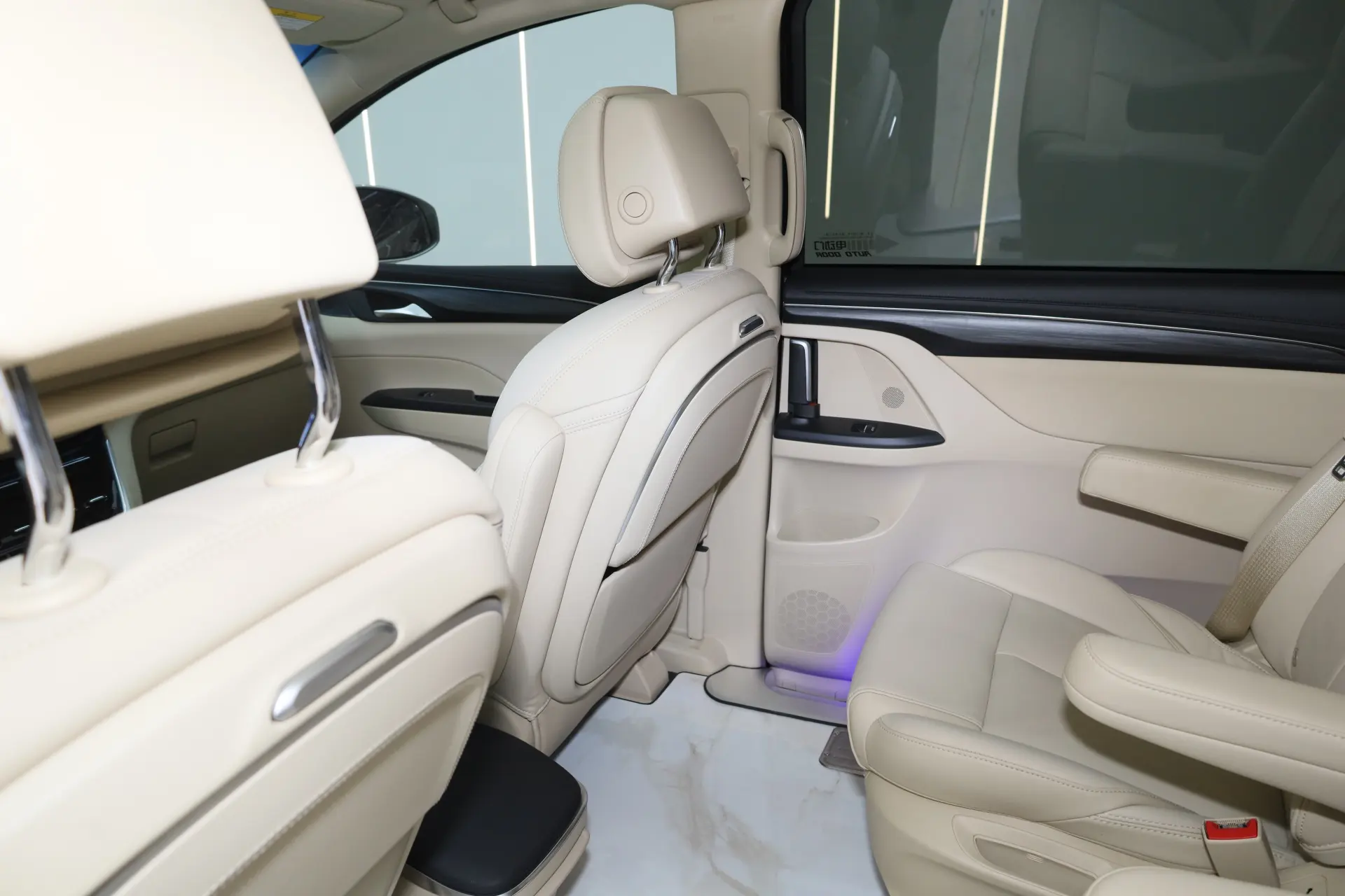 Buick GL8, 2024 25