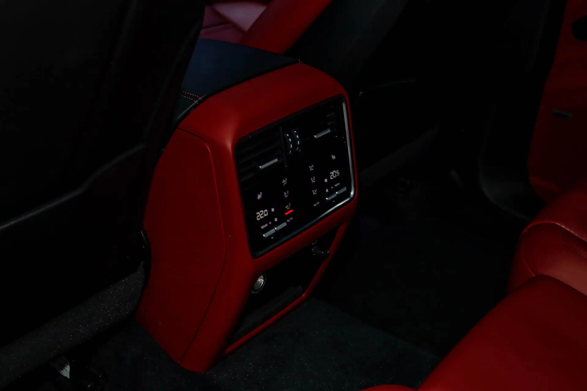 Porsche Cayenne, 2020 31