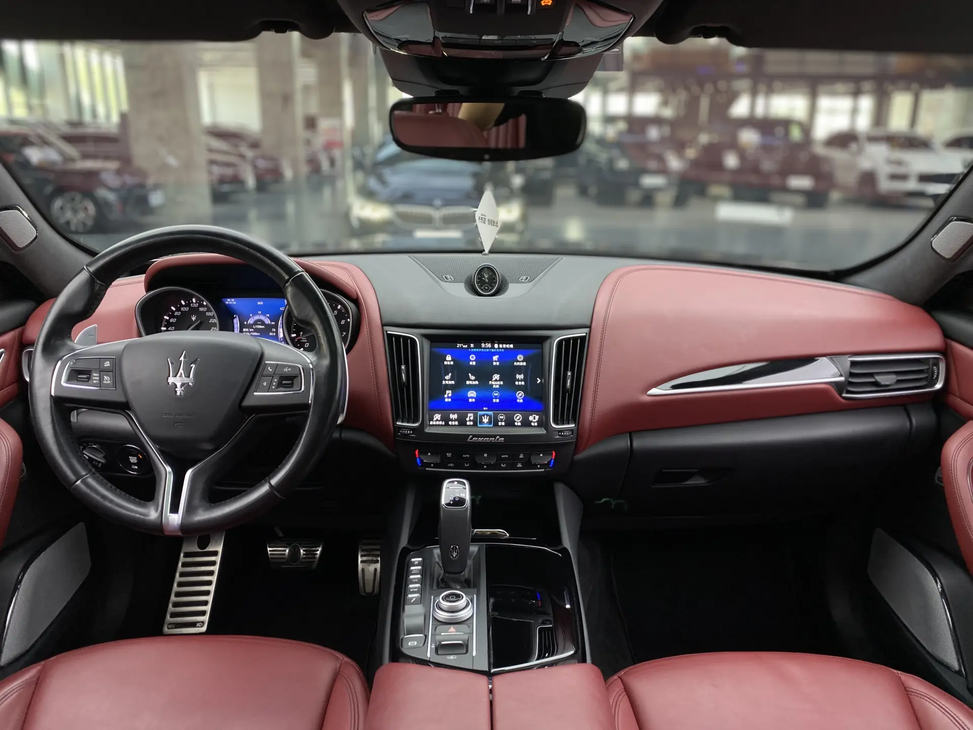 Maserati Levante, 2021 13