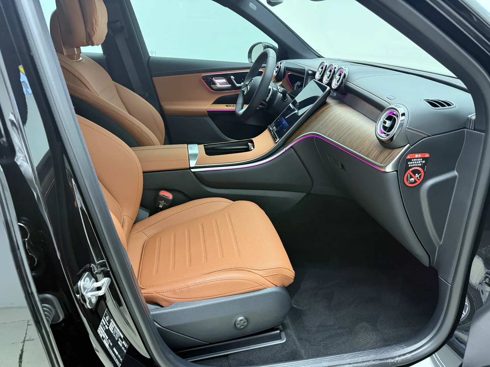 Mercedes-Benz GLC 300 L, 2025 13