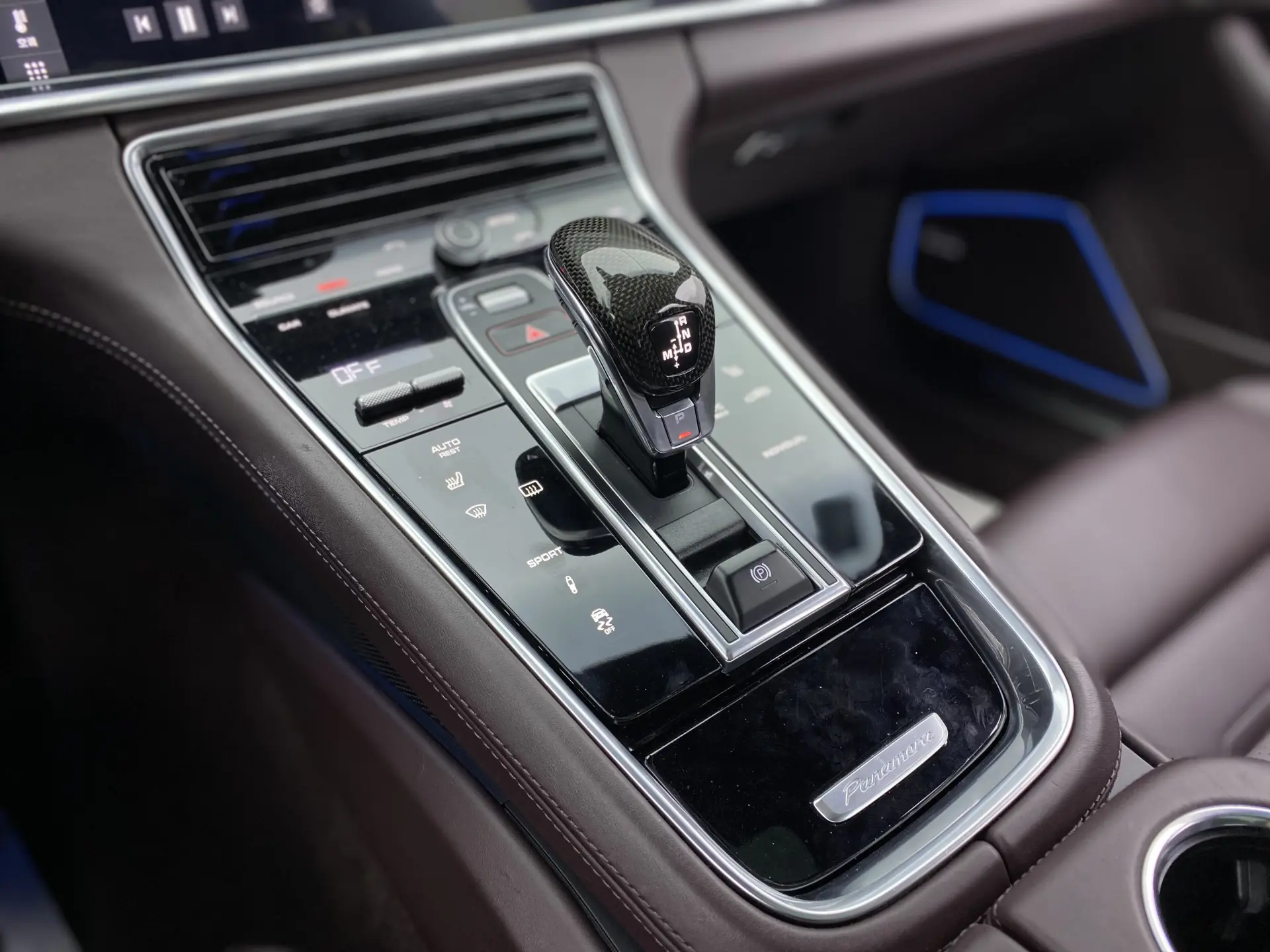 Porsche Panamera, 2018 10