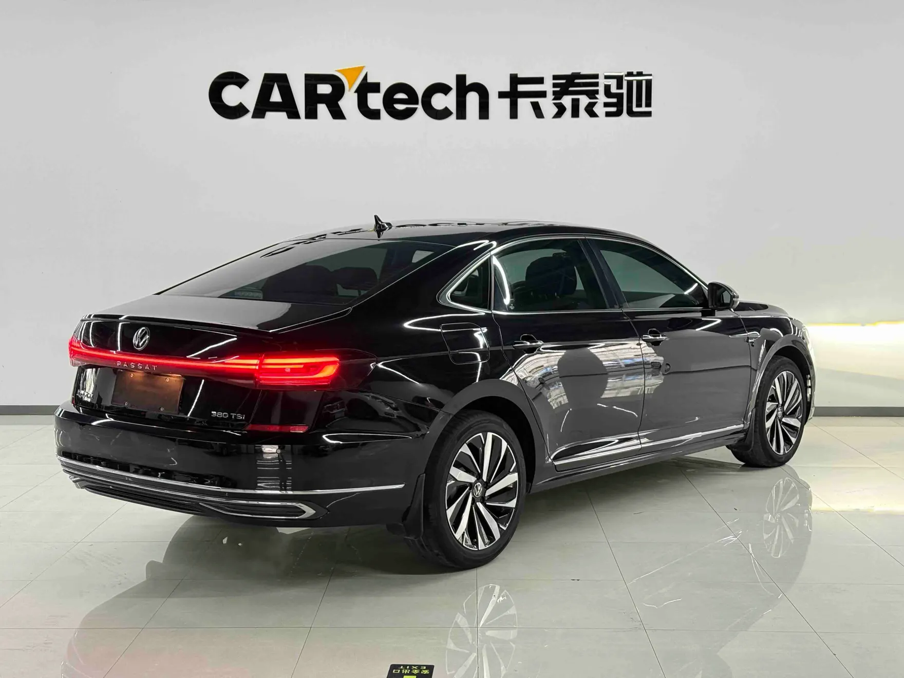 Volkswagen Passat, 2024 3