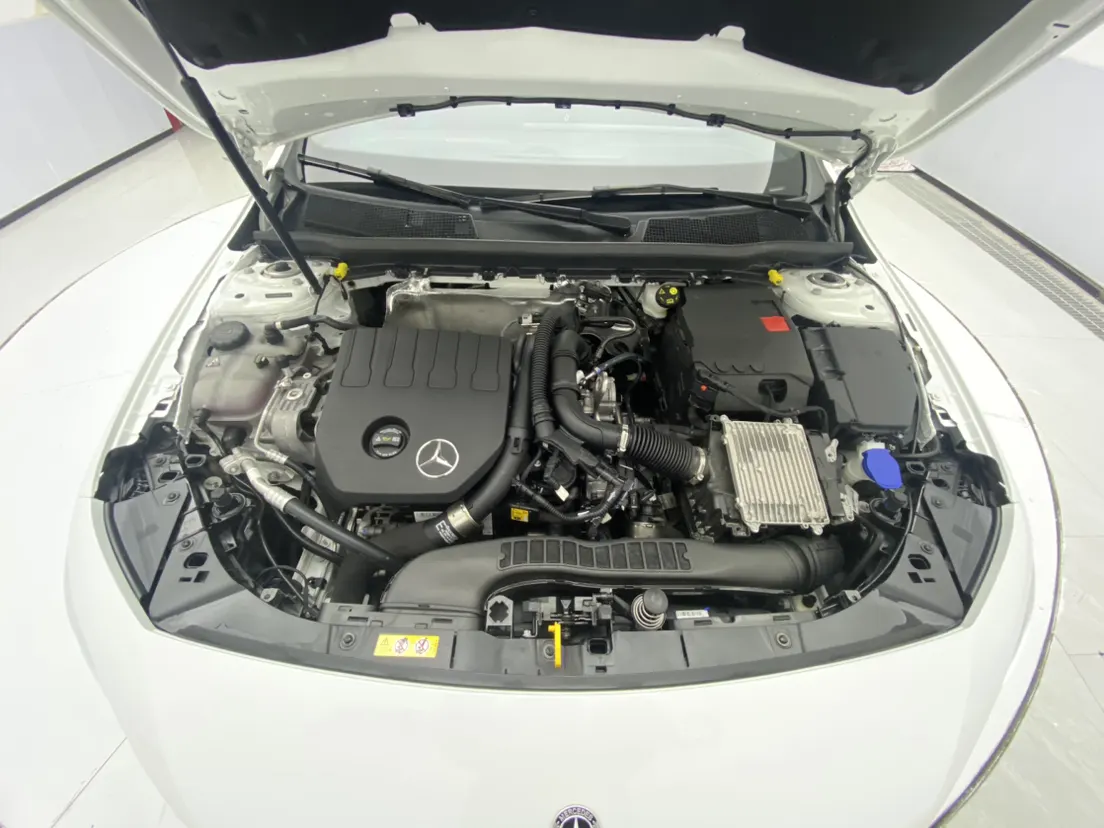 Mercedes-Benz A 200 L, 2025 12
