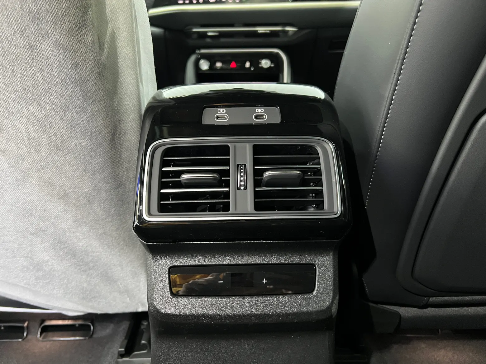 Audi Q5L, 2026 20