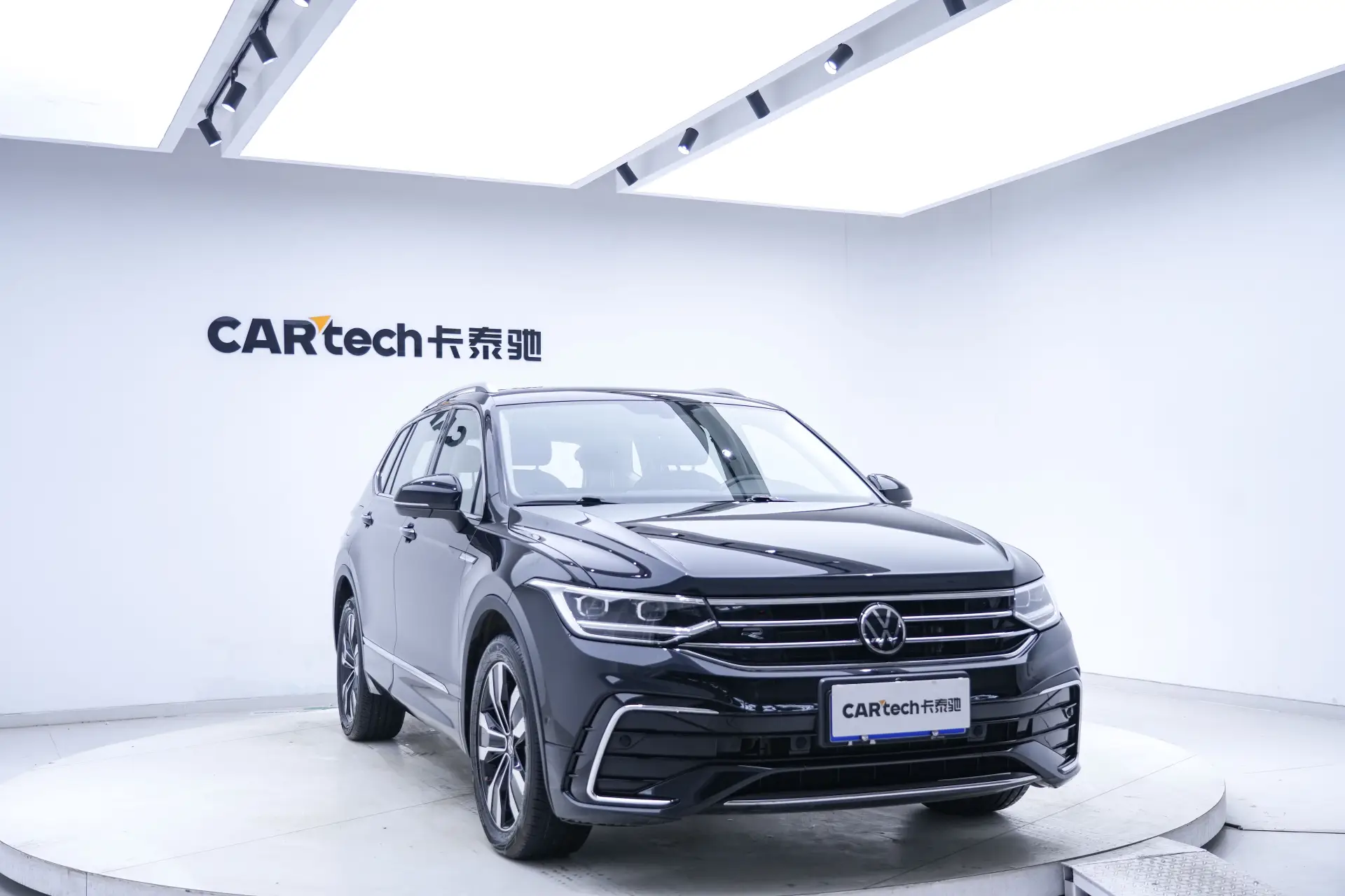 Volkswagen Tiguan L, 2024 2