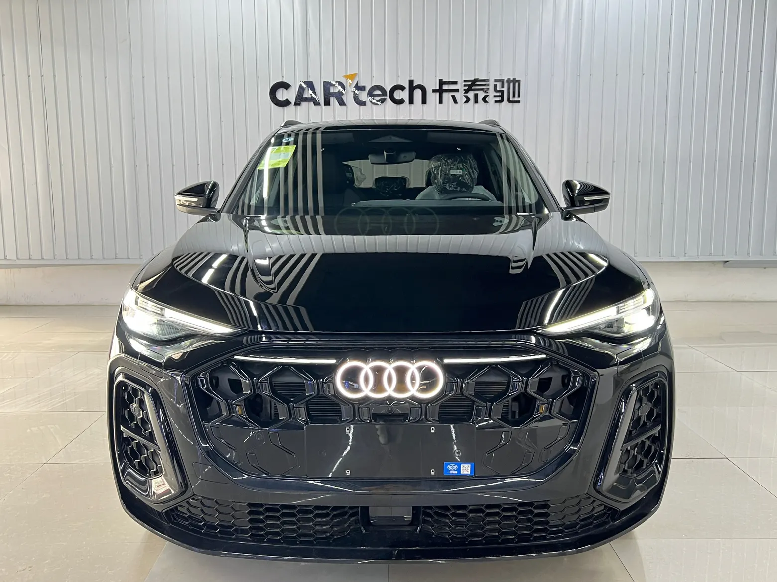 Audi Q5L, 2026 3