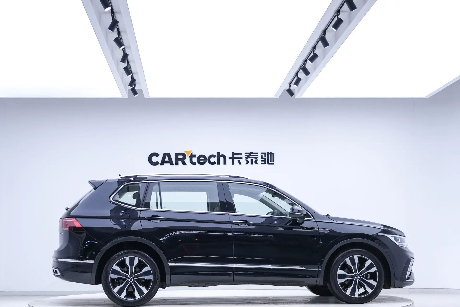 Volkswagen Tiguan L, 2024 4