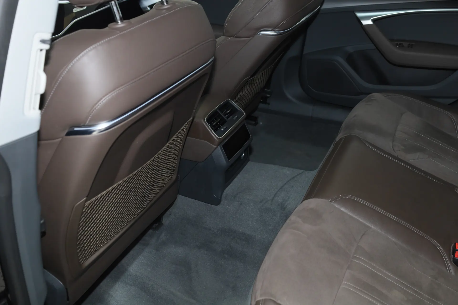 Audi A7L 45 TFSI, 2024 24