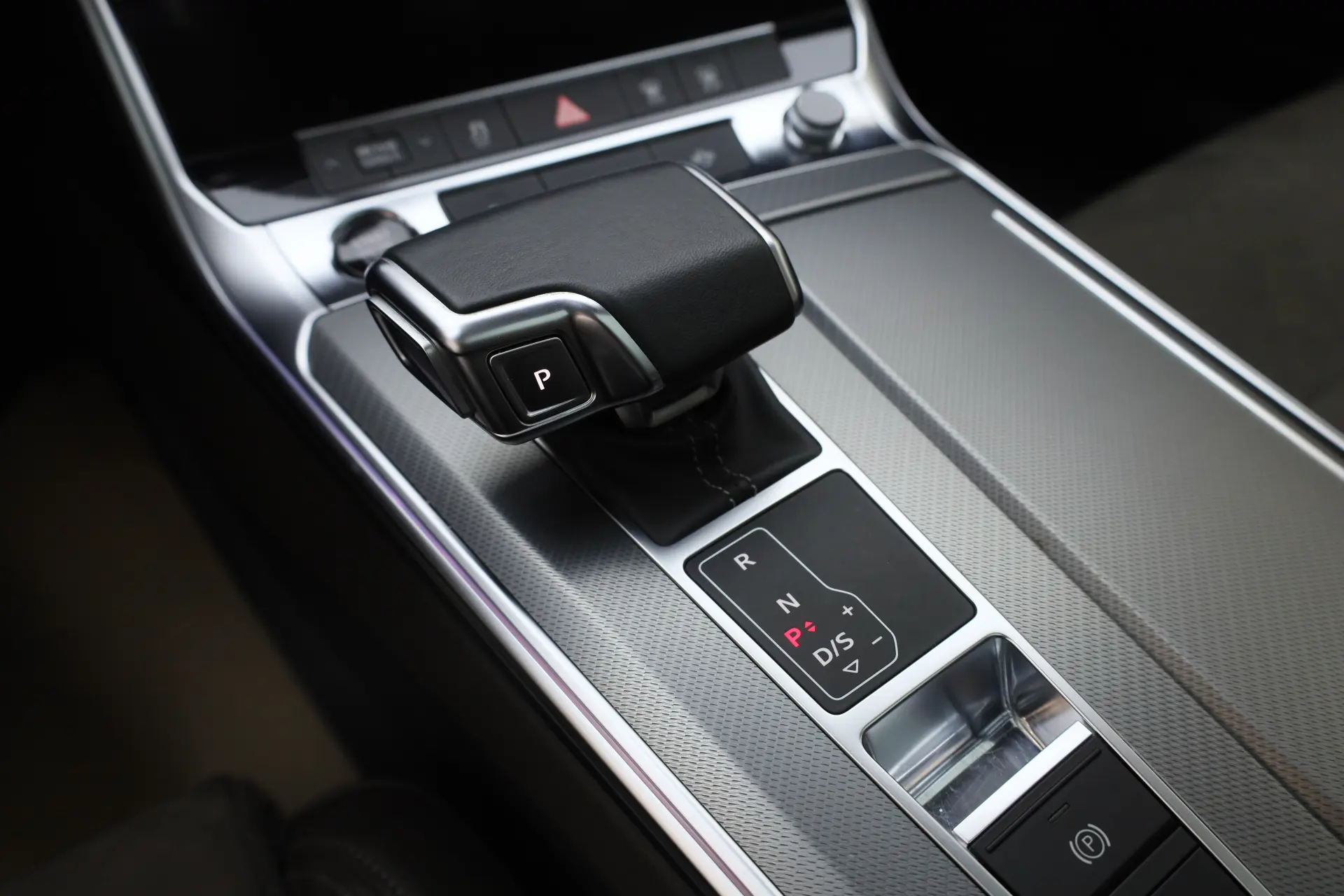 Audi A7L 45 TFSI, 2024 20