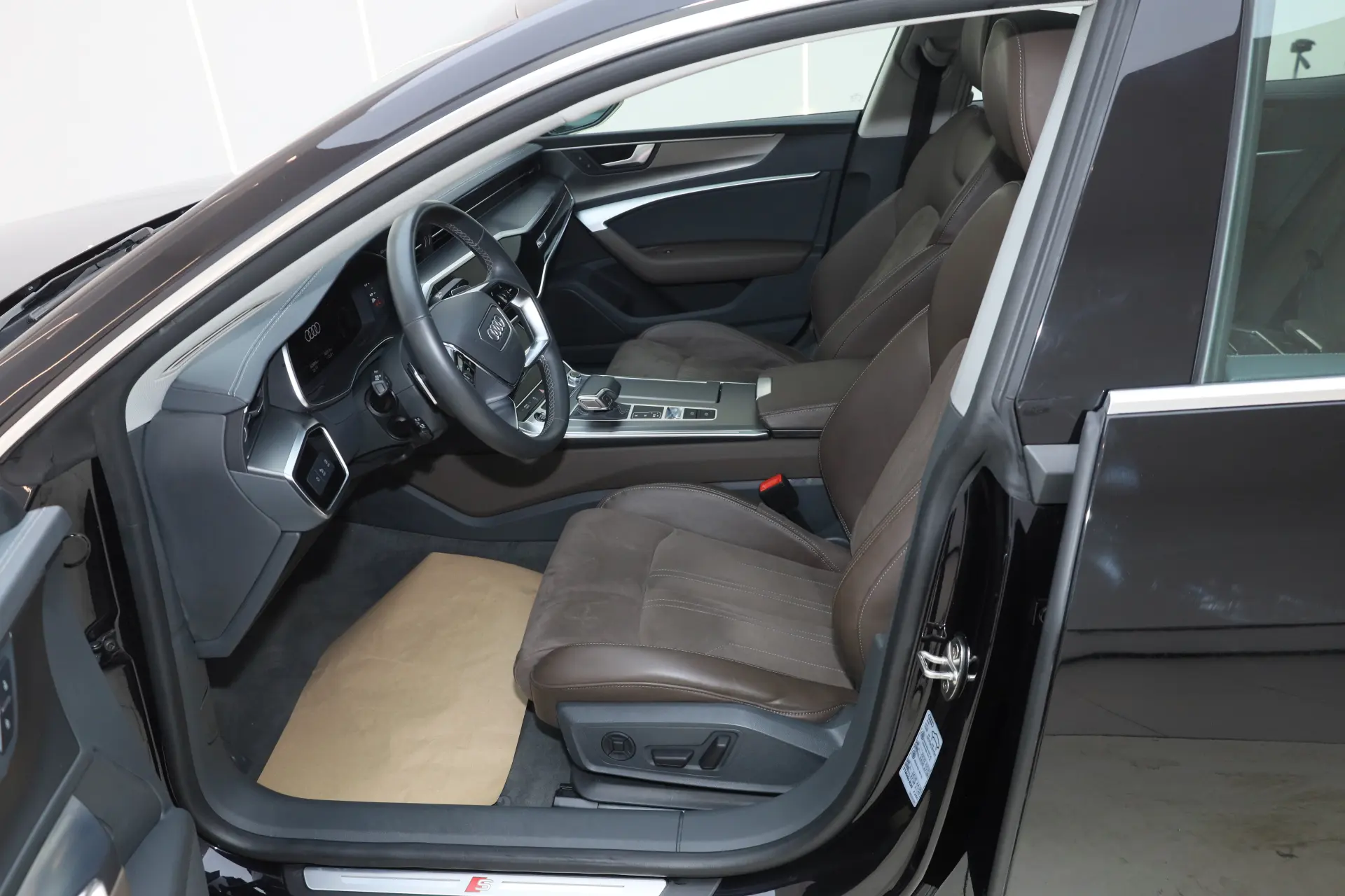 Audi A7L 45 TFSI, 2024 17