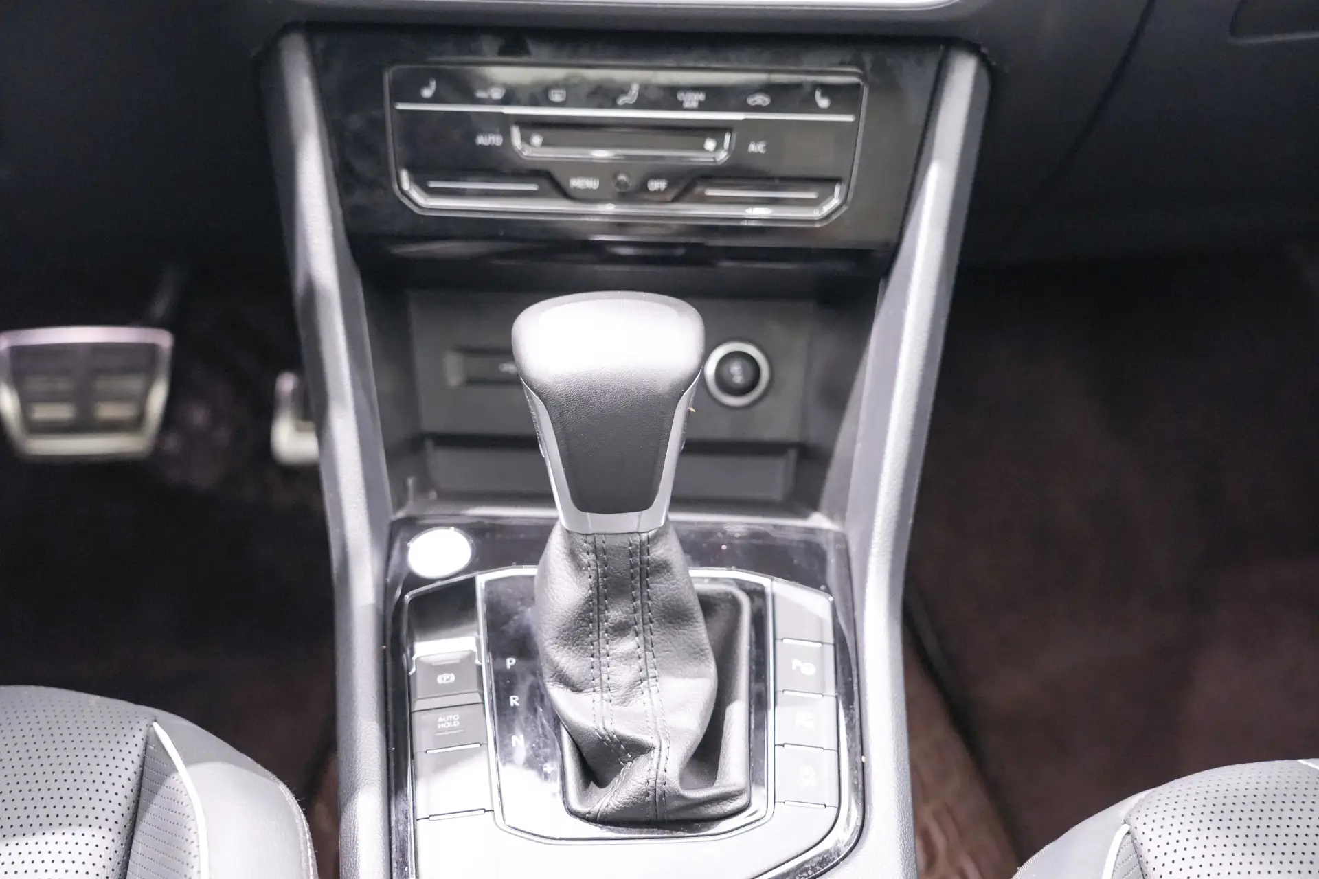 Volkswagen Tiguan L, 2024 22