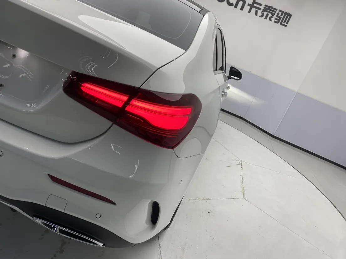 Mercedes-Benz A 200 L, 2025 10