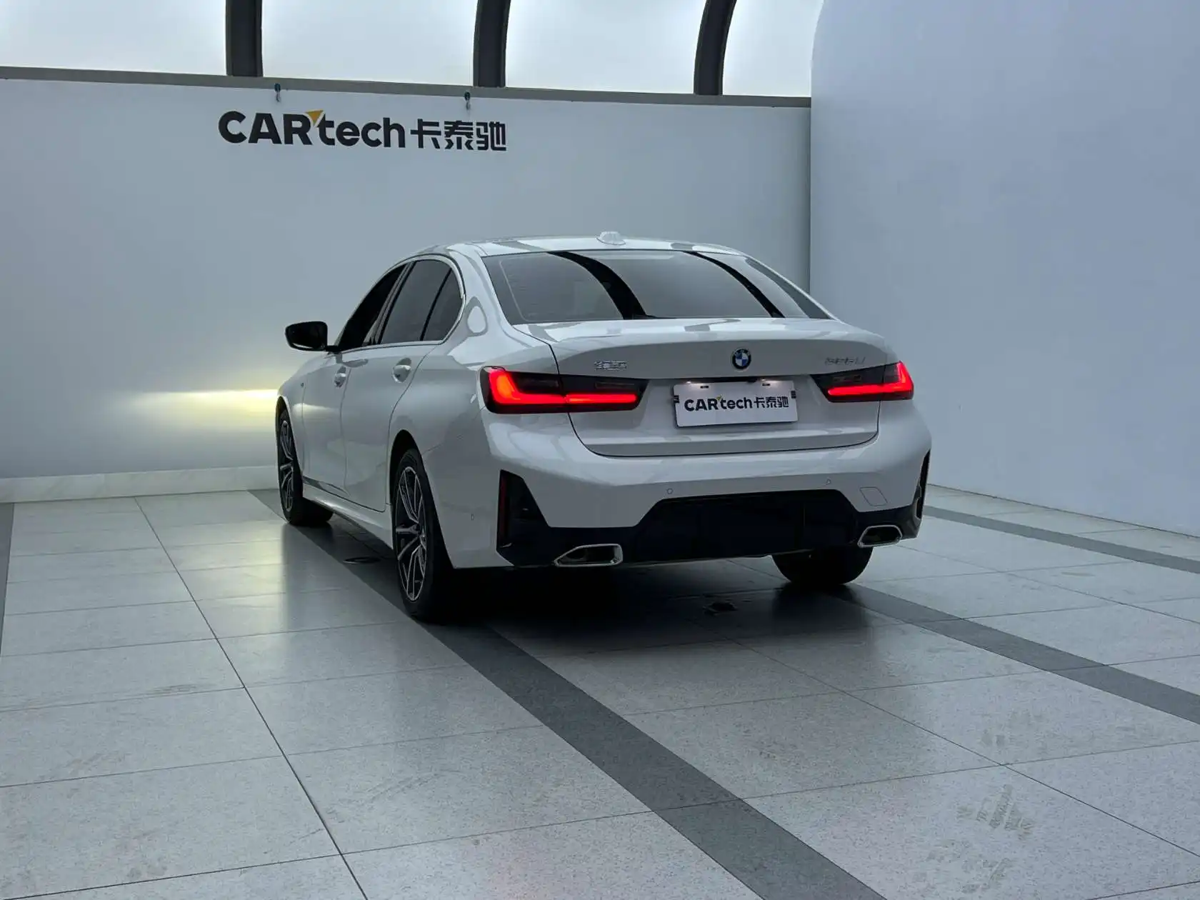 BMW 325Li, 2025 4