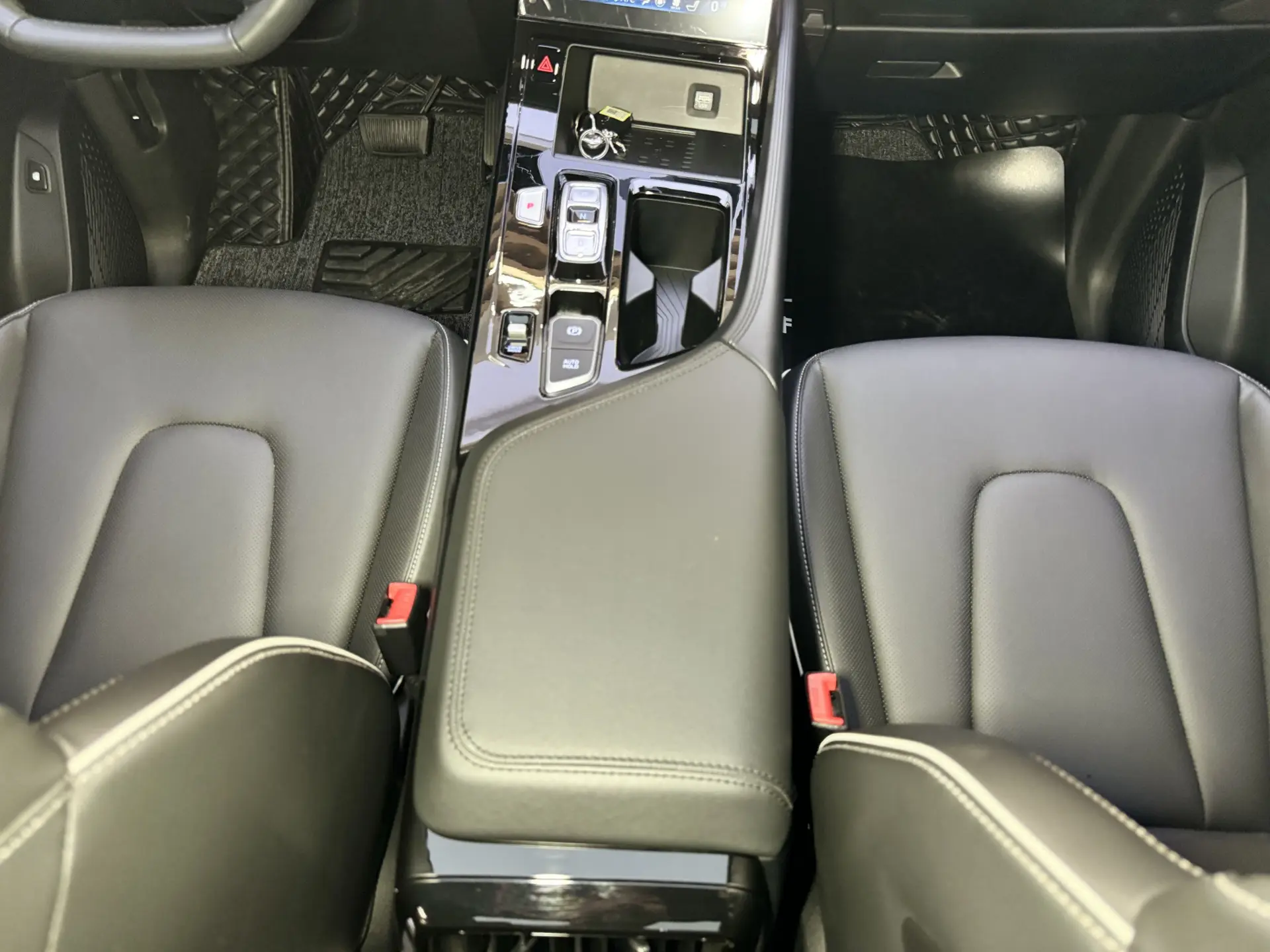 Hyundai Custo, 2024 20
