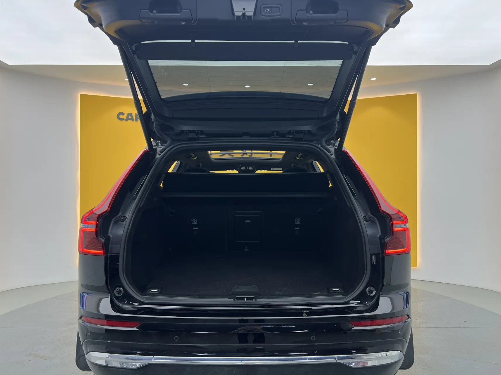 Volvo XC60, 2025 12