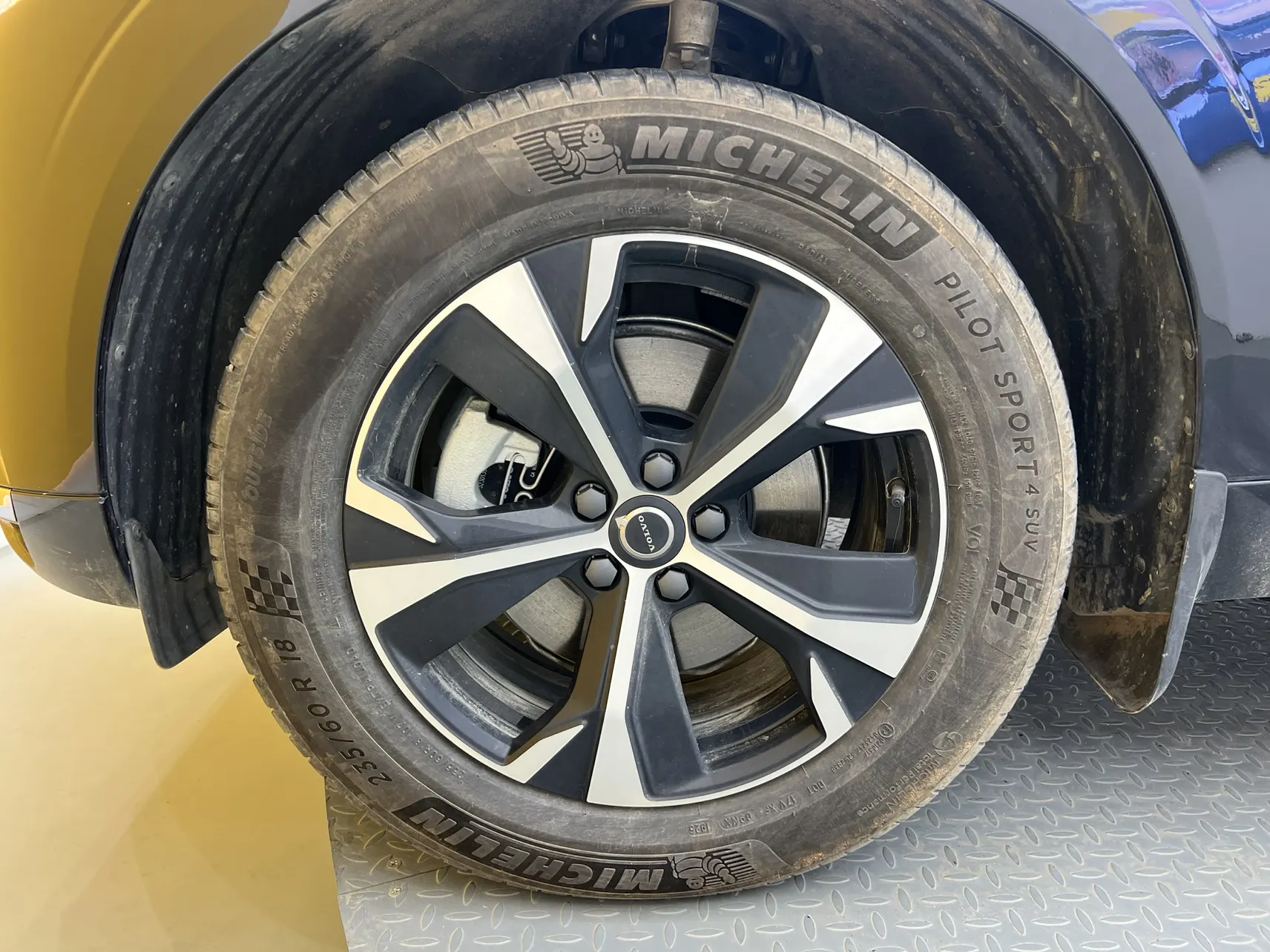 Volvo XC60, 2025 10