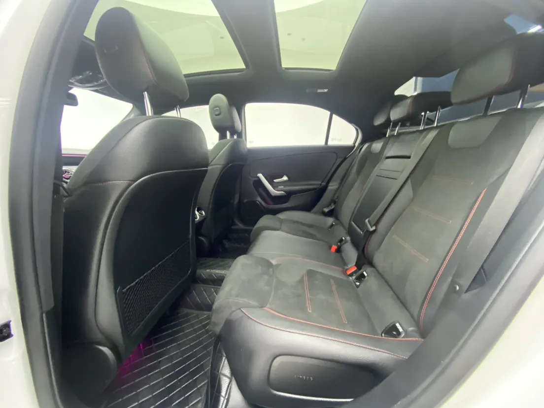 Mercedes-Benz A 200 L, 2025 24
