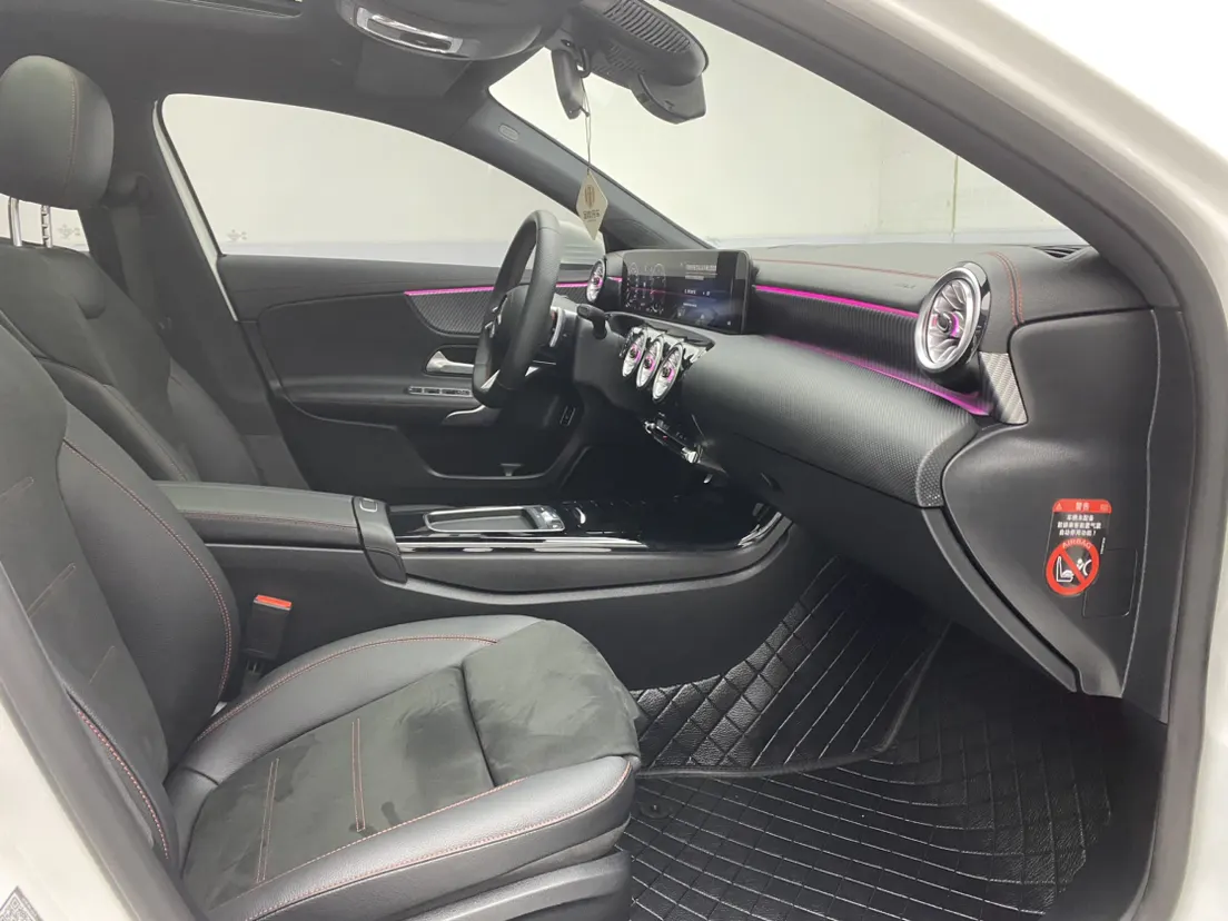 Mercedes-Benz A 200 L, 2025 18