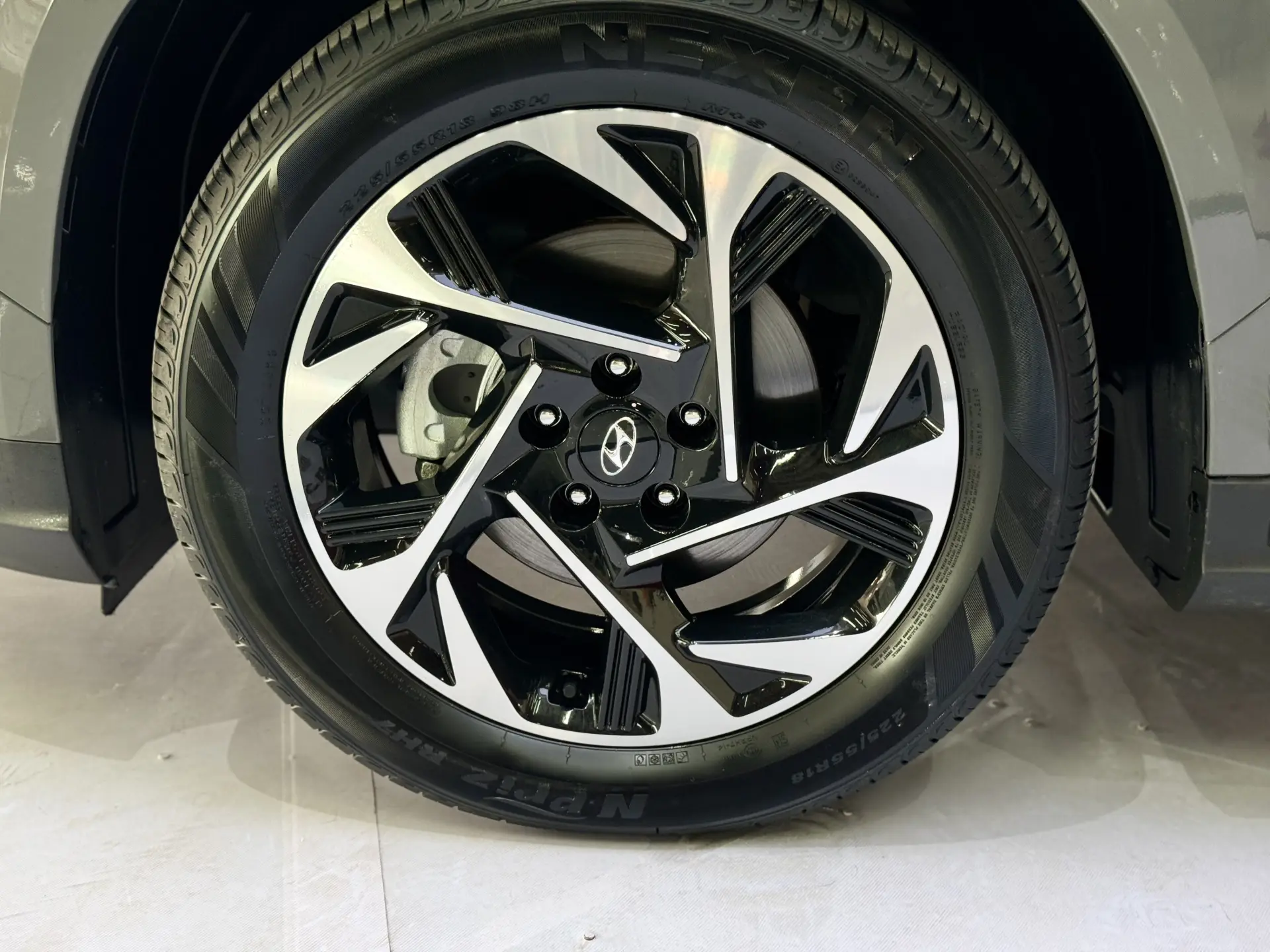 Hyundai Custo, 2024 11