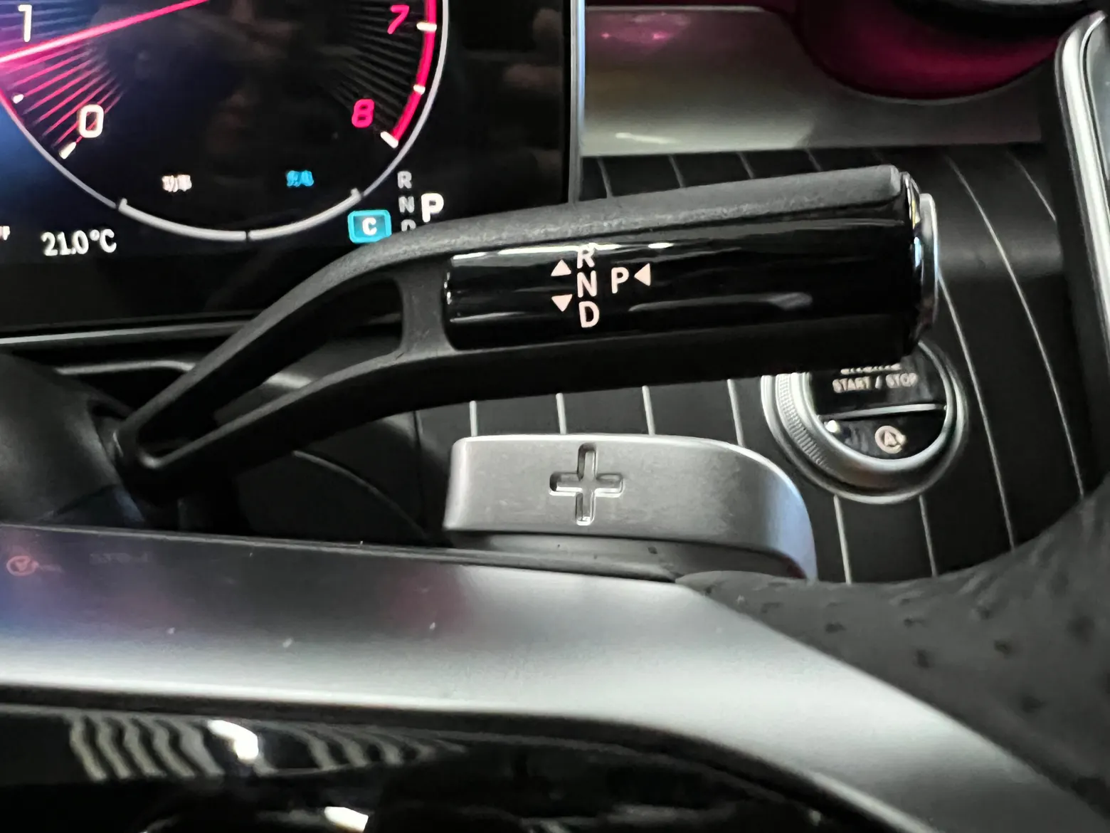Mercedes-Benz C 260 L, 2024 19