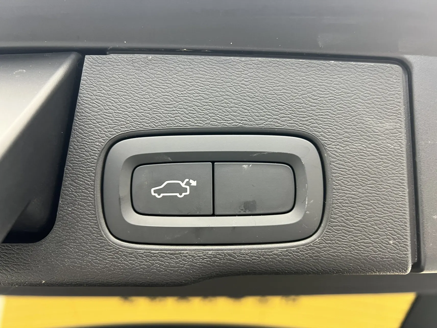 Volvo XC60, 2025 25