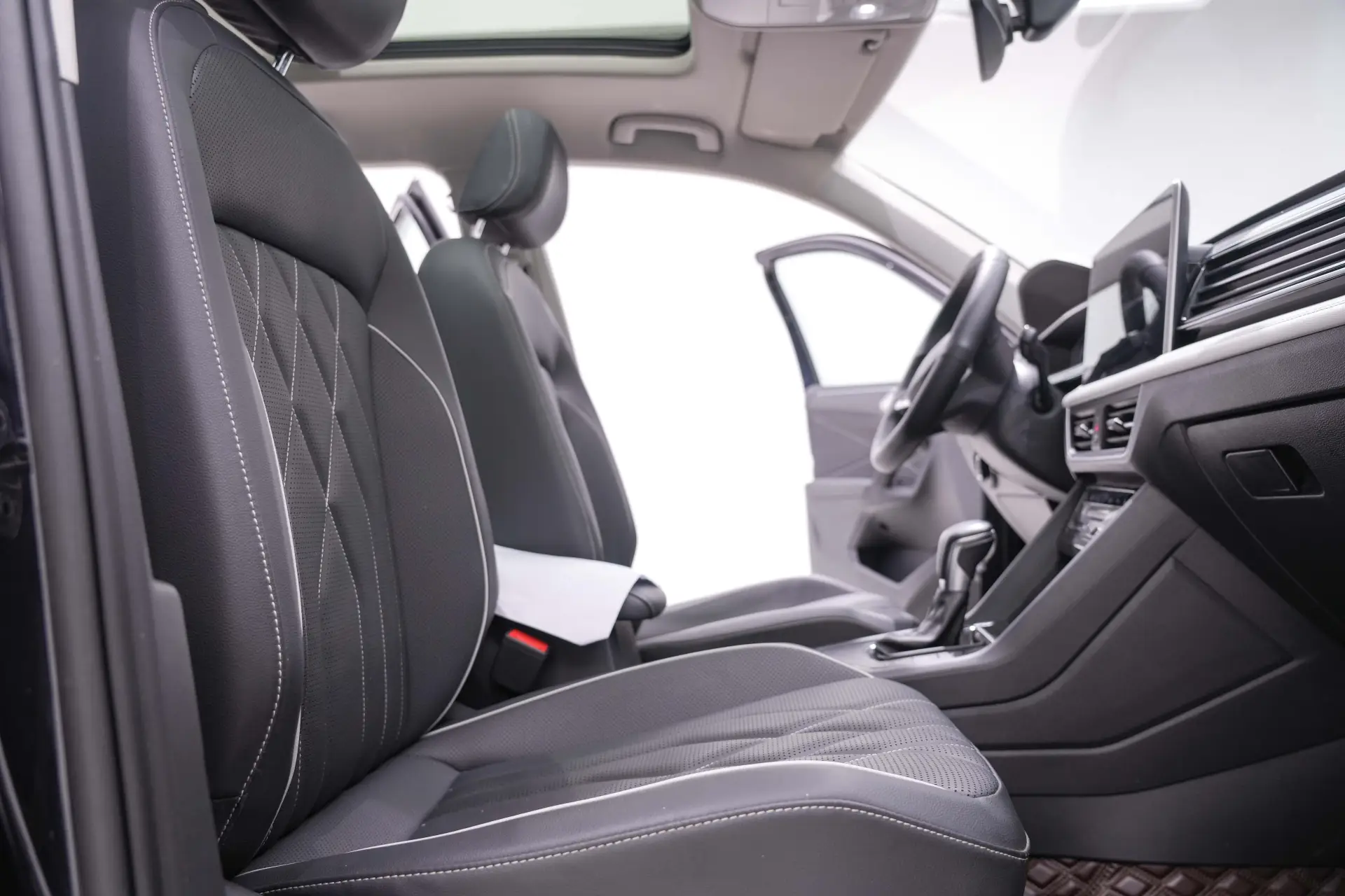 Volkswagen Tiguan L, 2024 20